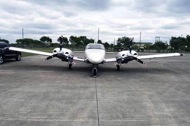Piper PA-34-220T Seneca V 2003 - 12
