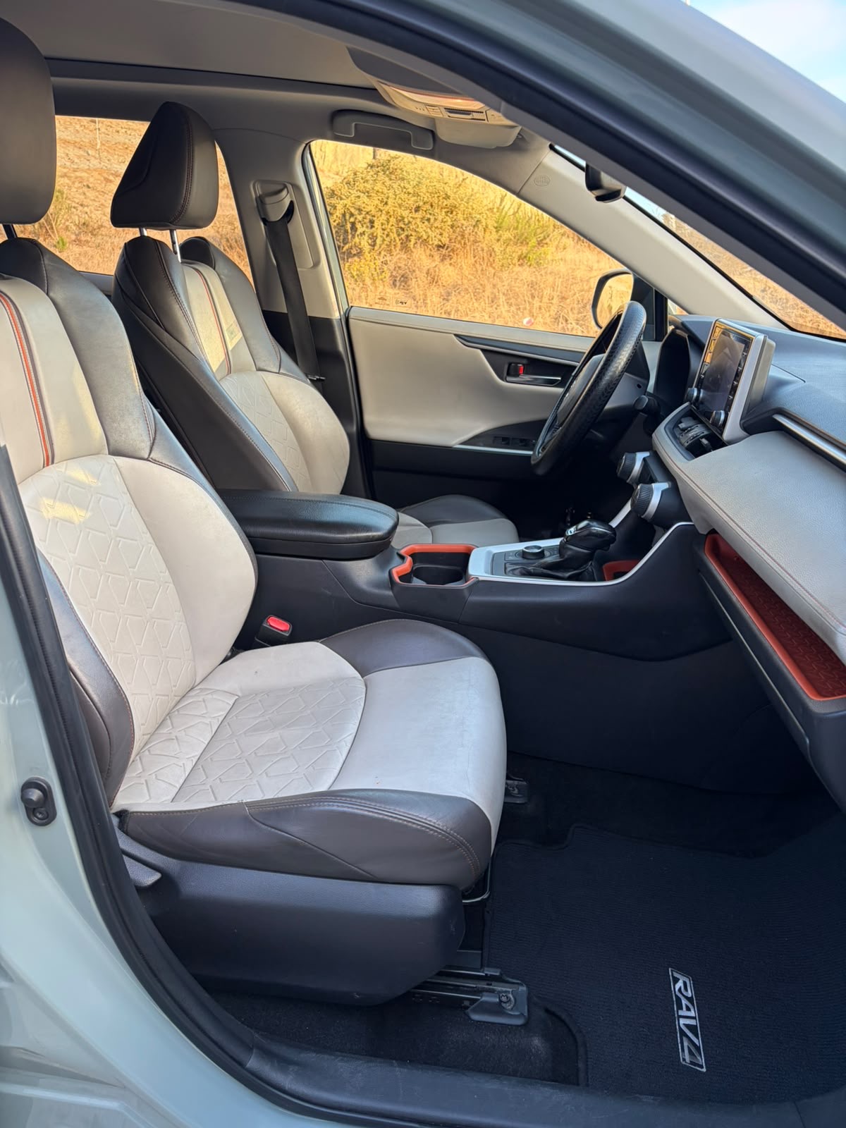 Toyota RAV4 Adventure 2019 - 2