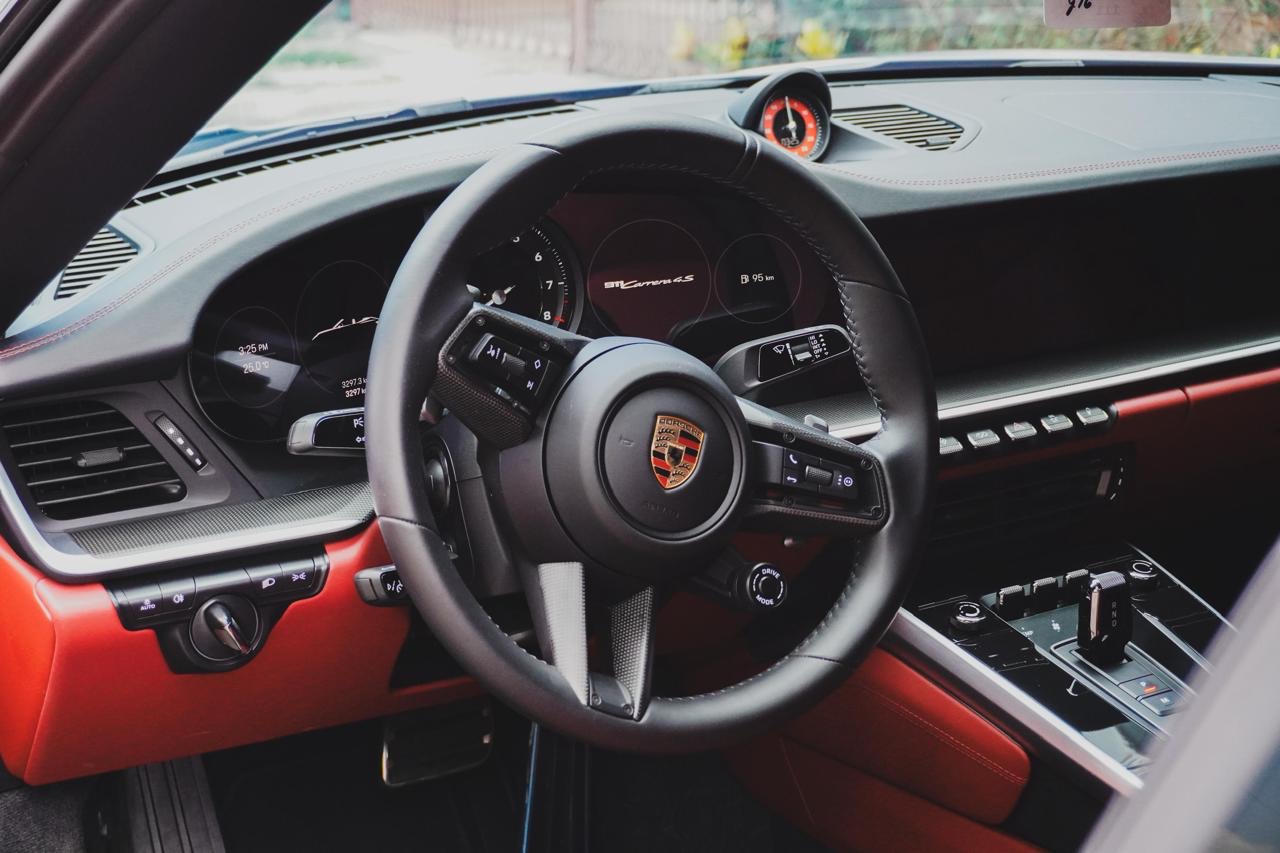 Porsche 911 Carrera 4S Cabriolet 2024 - 3