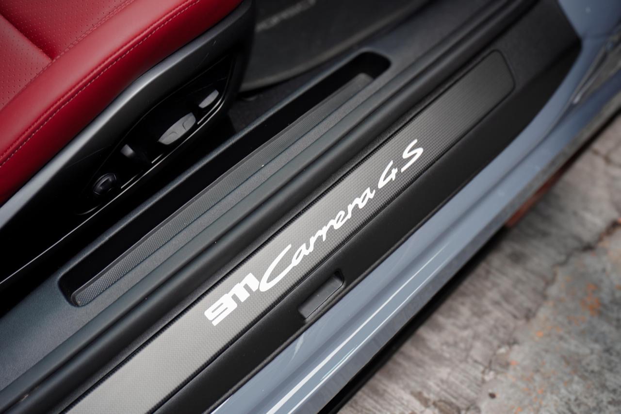 Porsche 911 Carrera 4S Cabriolet 2024 - 10