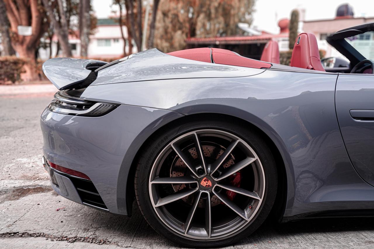Porsche 911 Carrera 4S Cabriolet 2024 - 12