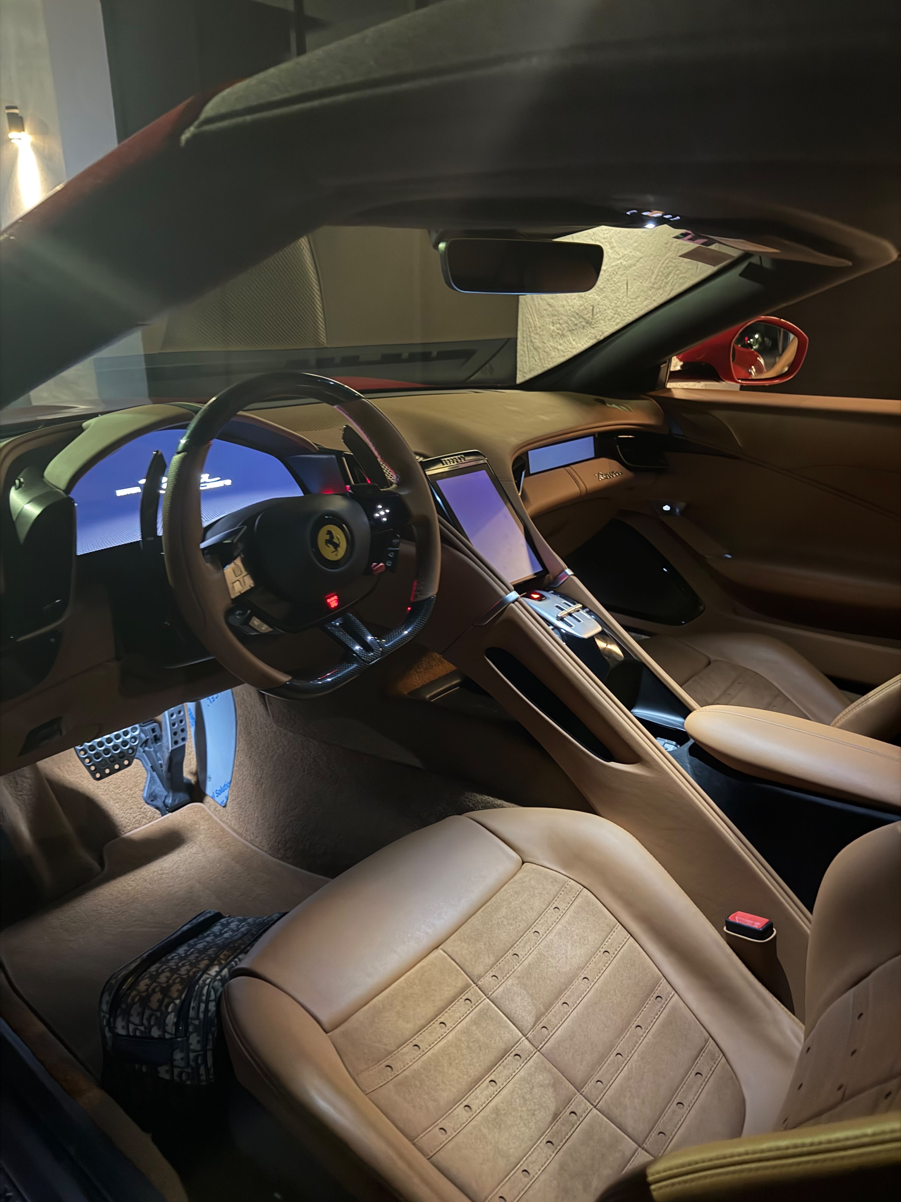 Ferrari Roma Spider 2025 - 20
