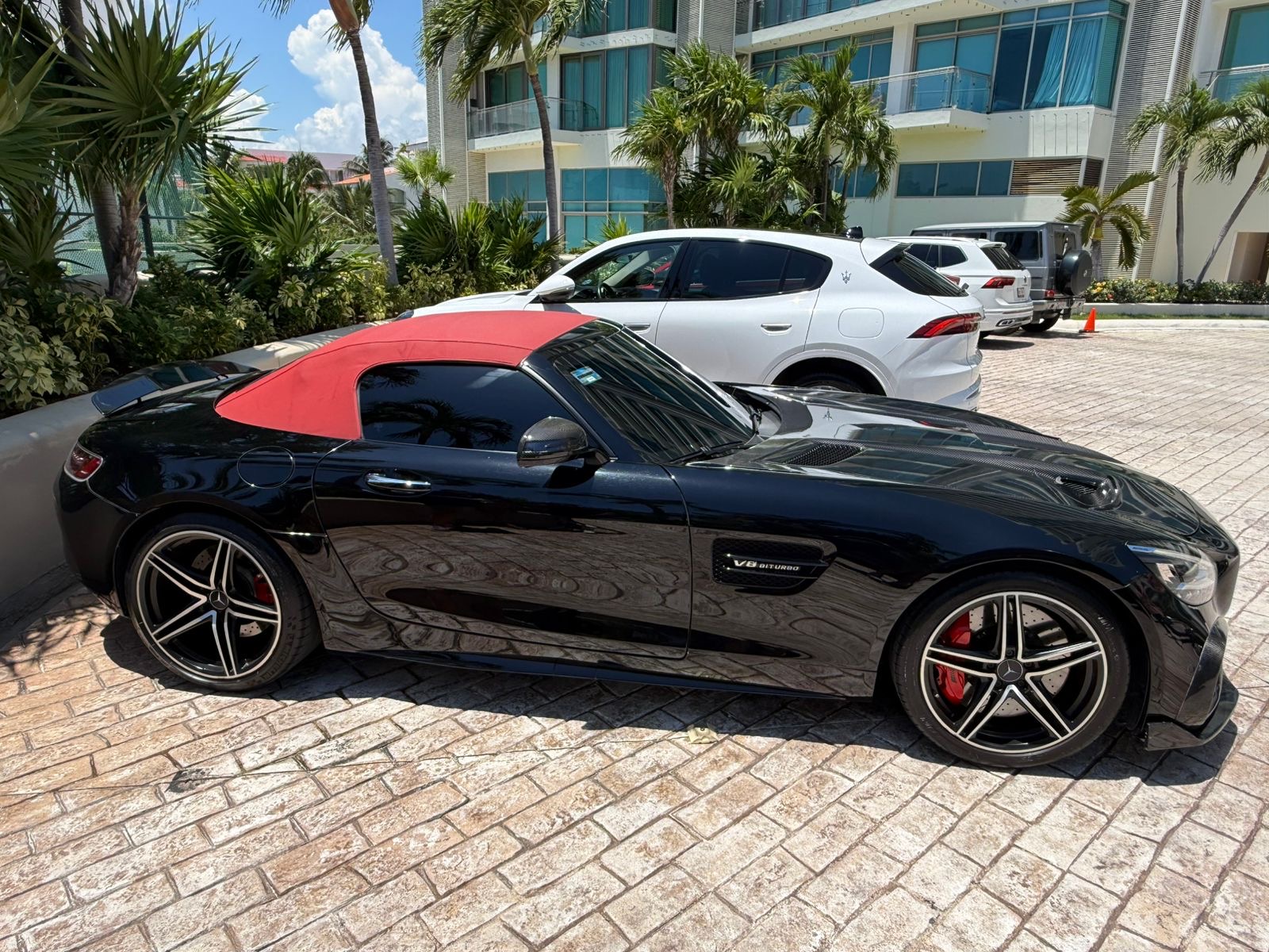 Mercedes-Benz AMG GT C Roadster 2020 - 2
