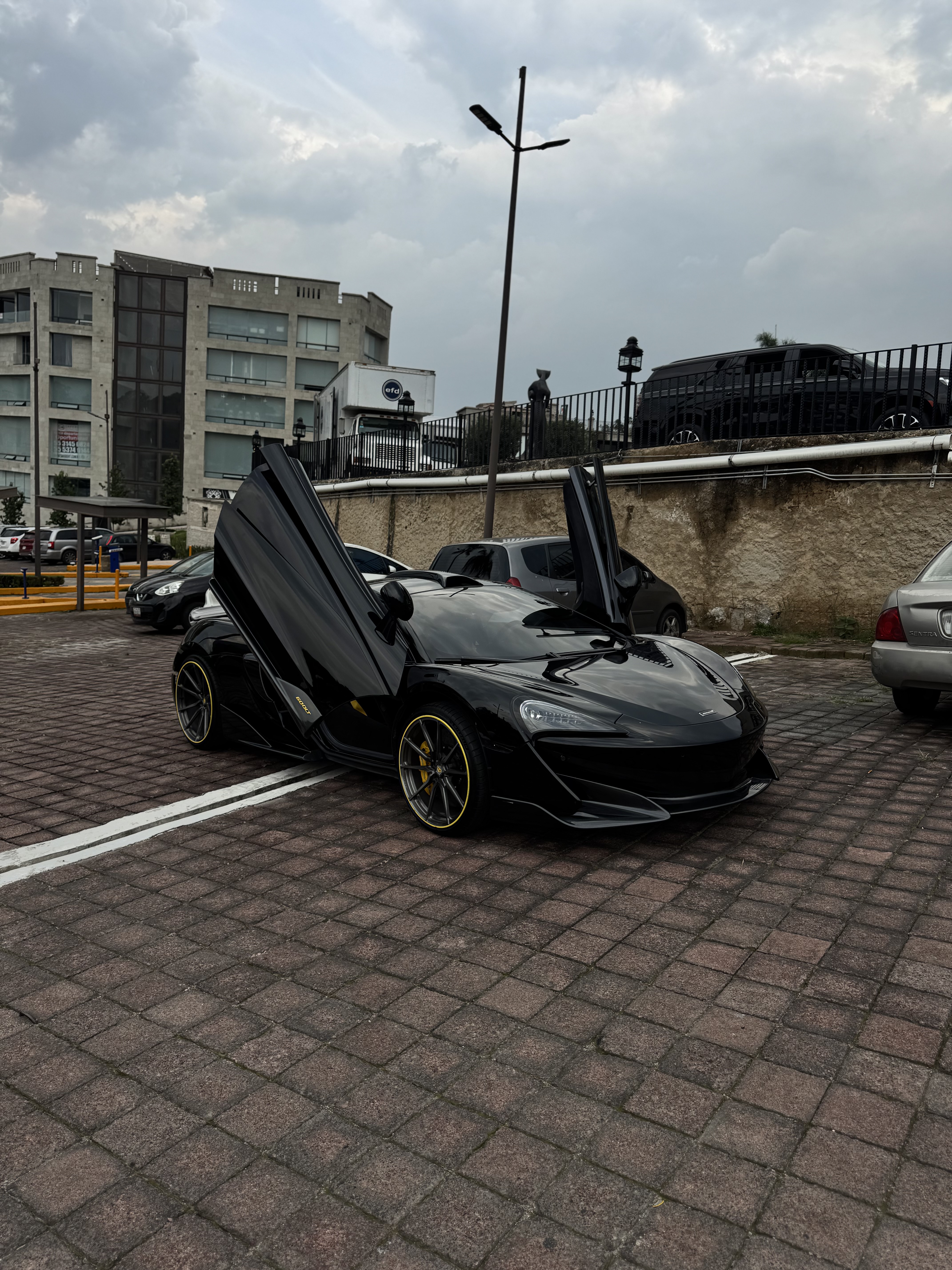 McLaren 600LT 2019 - 17