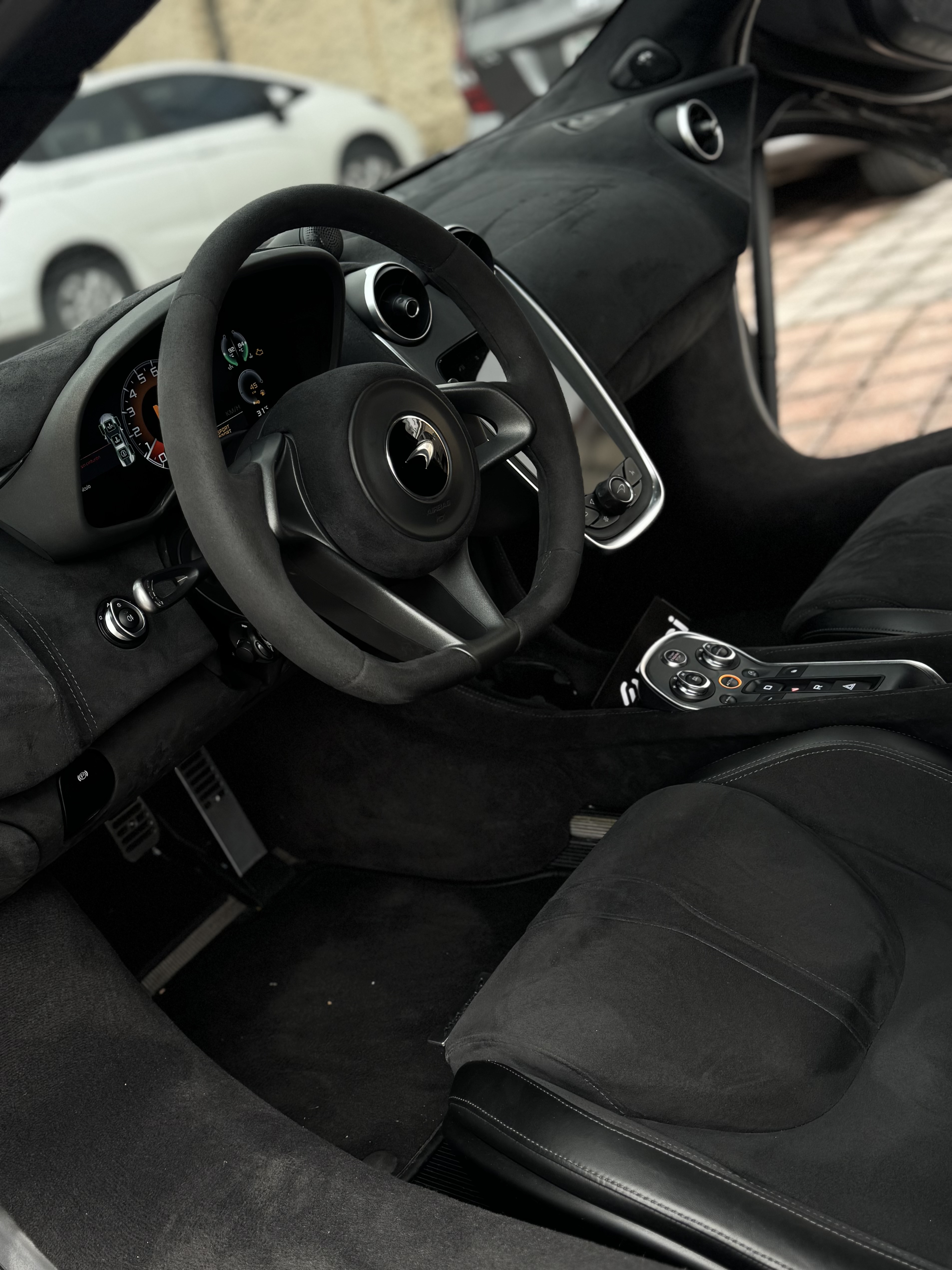 McLaren 600LT 2019 - 3