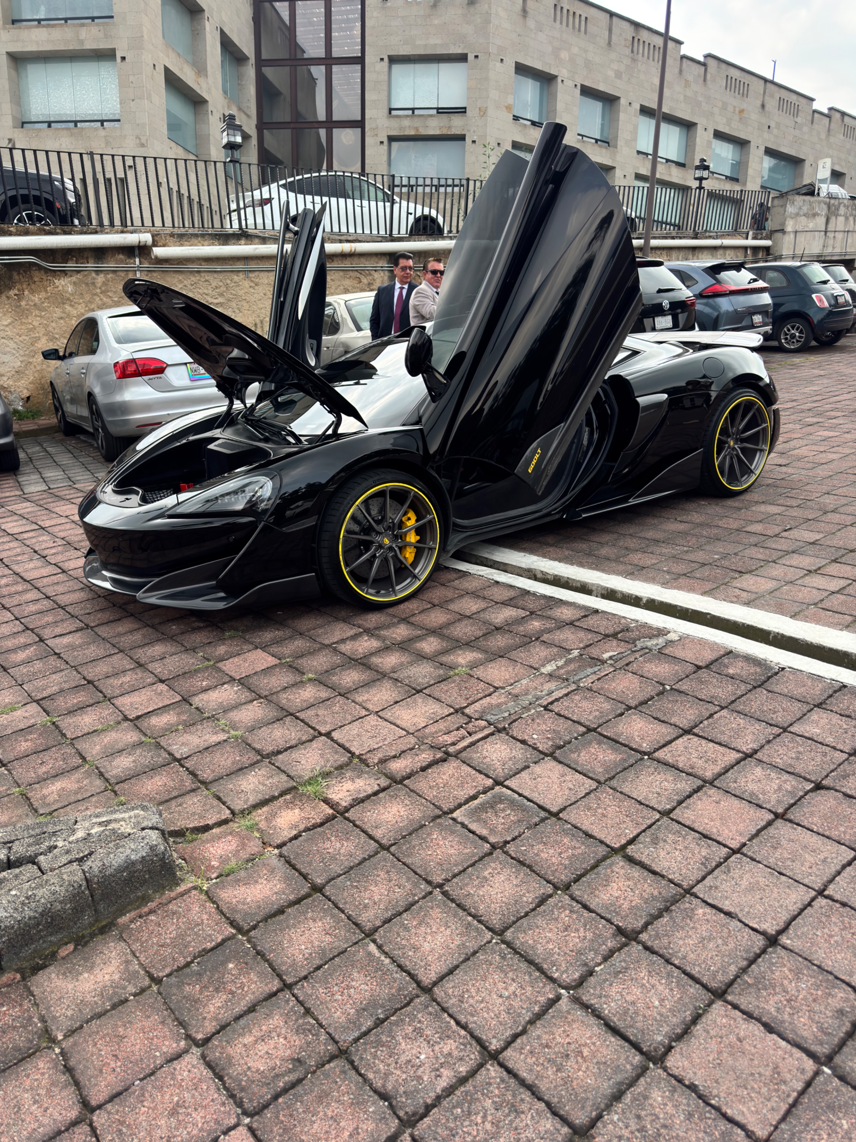 McLaren 600LT 2019 - 8