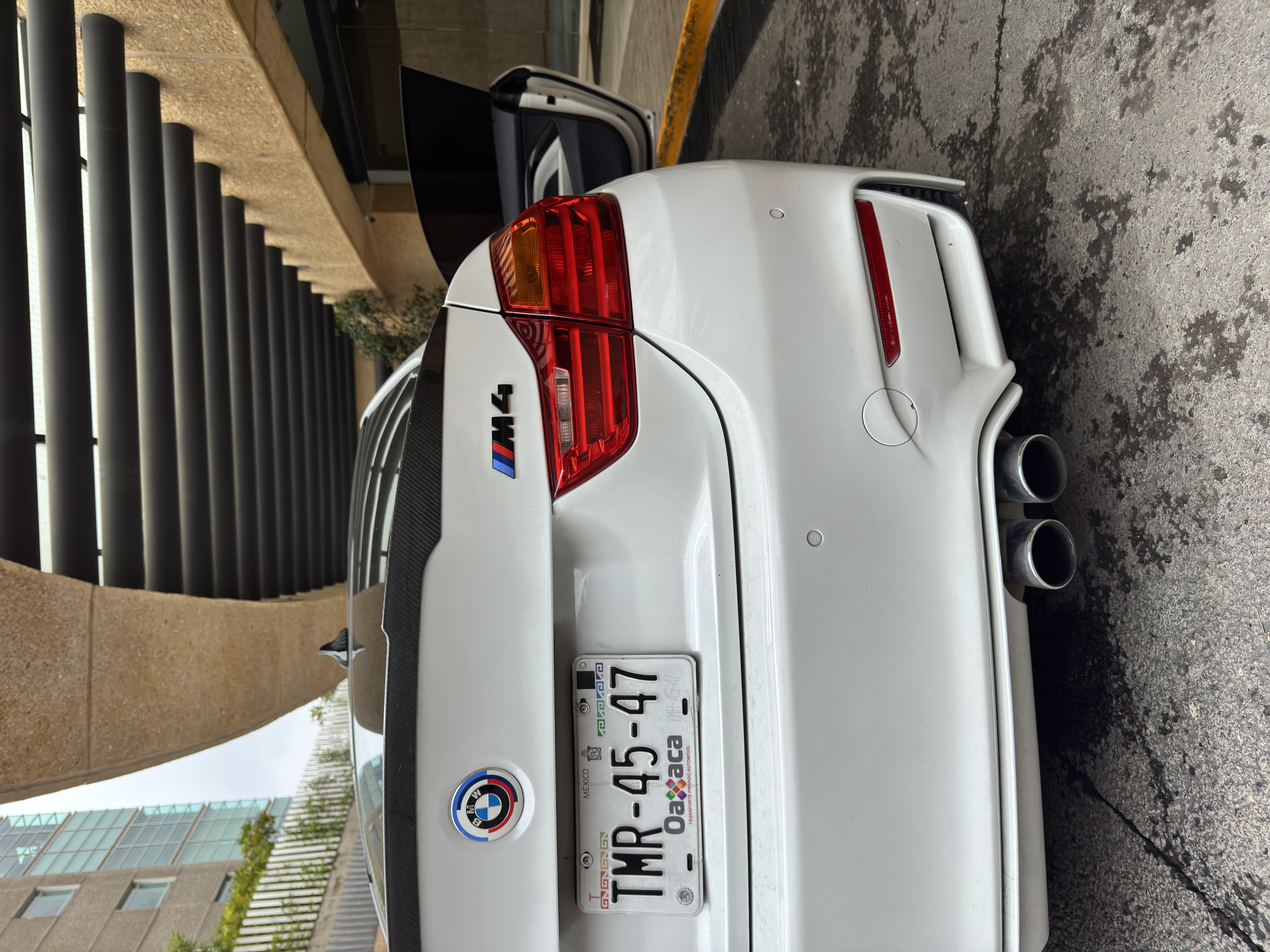 BMW M4 2016 - 10