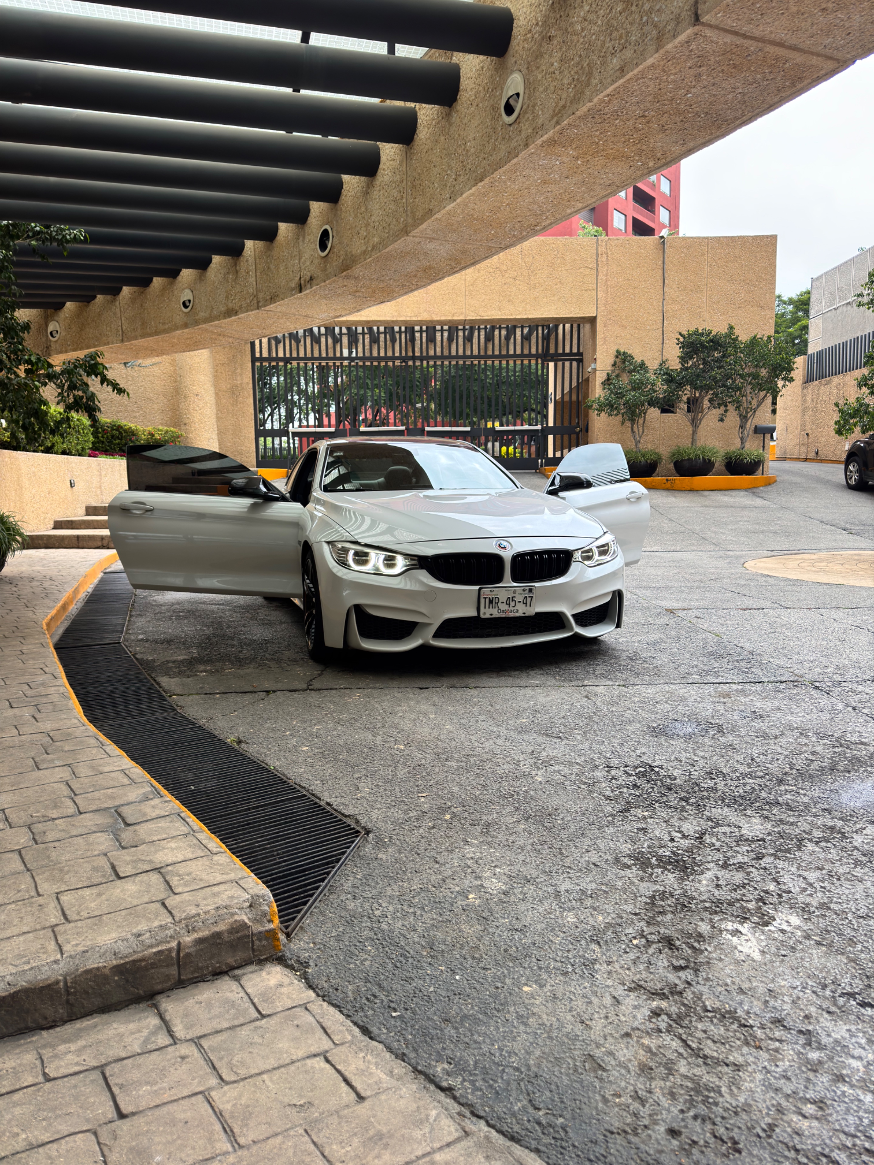 BMW M4 2016 - 3