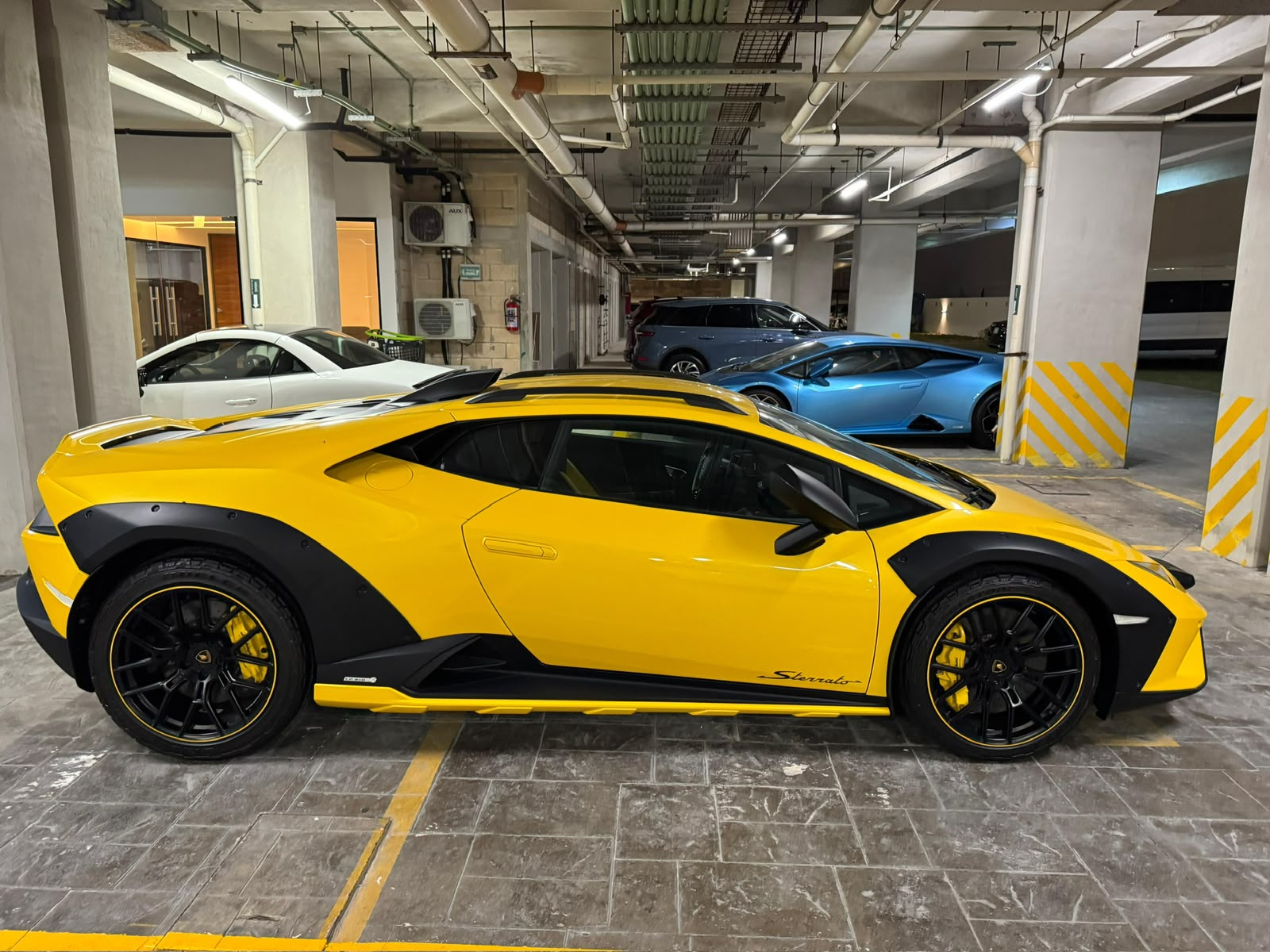 Lamborghini Huracán Sterrato (1/1499) 2023 - 12