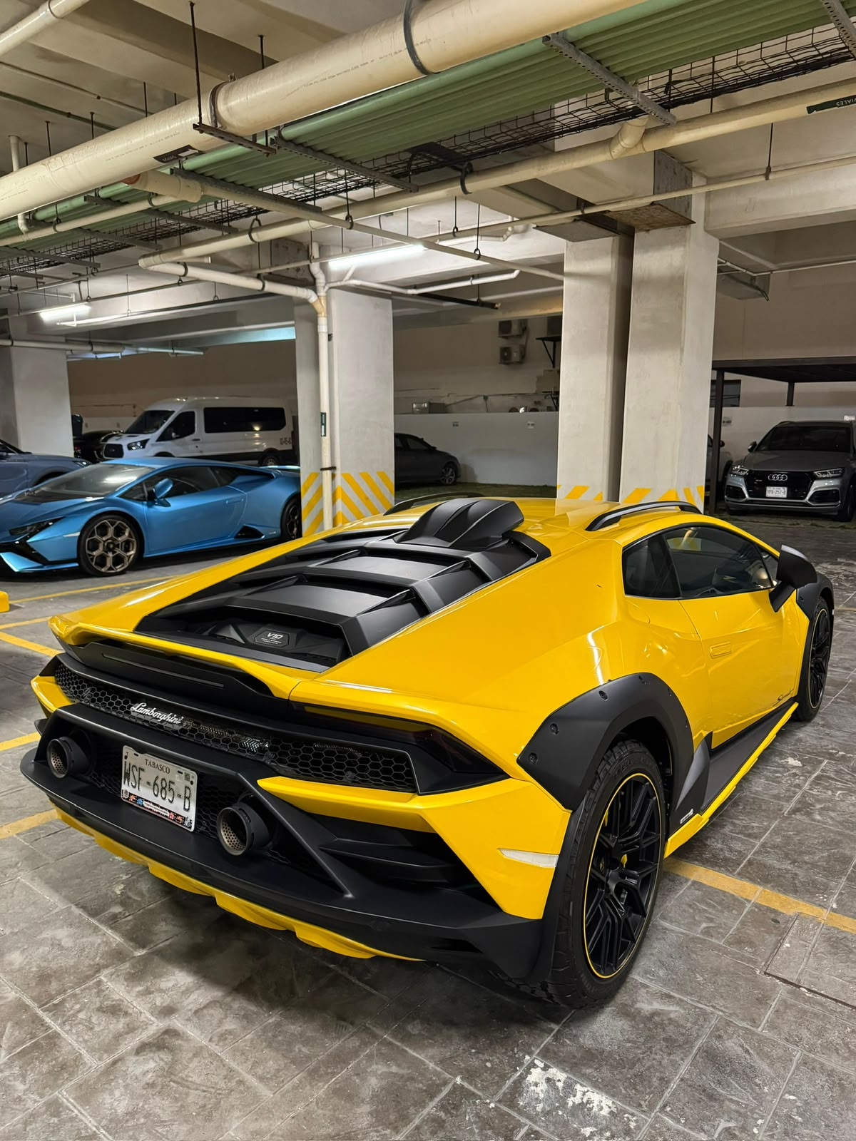 Lamborghini Huracán Sterrato (1/1499) 2023 - 10