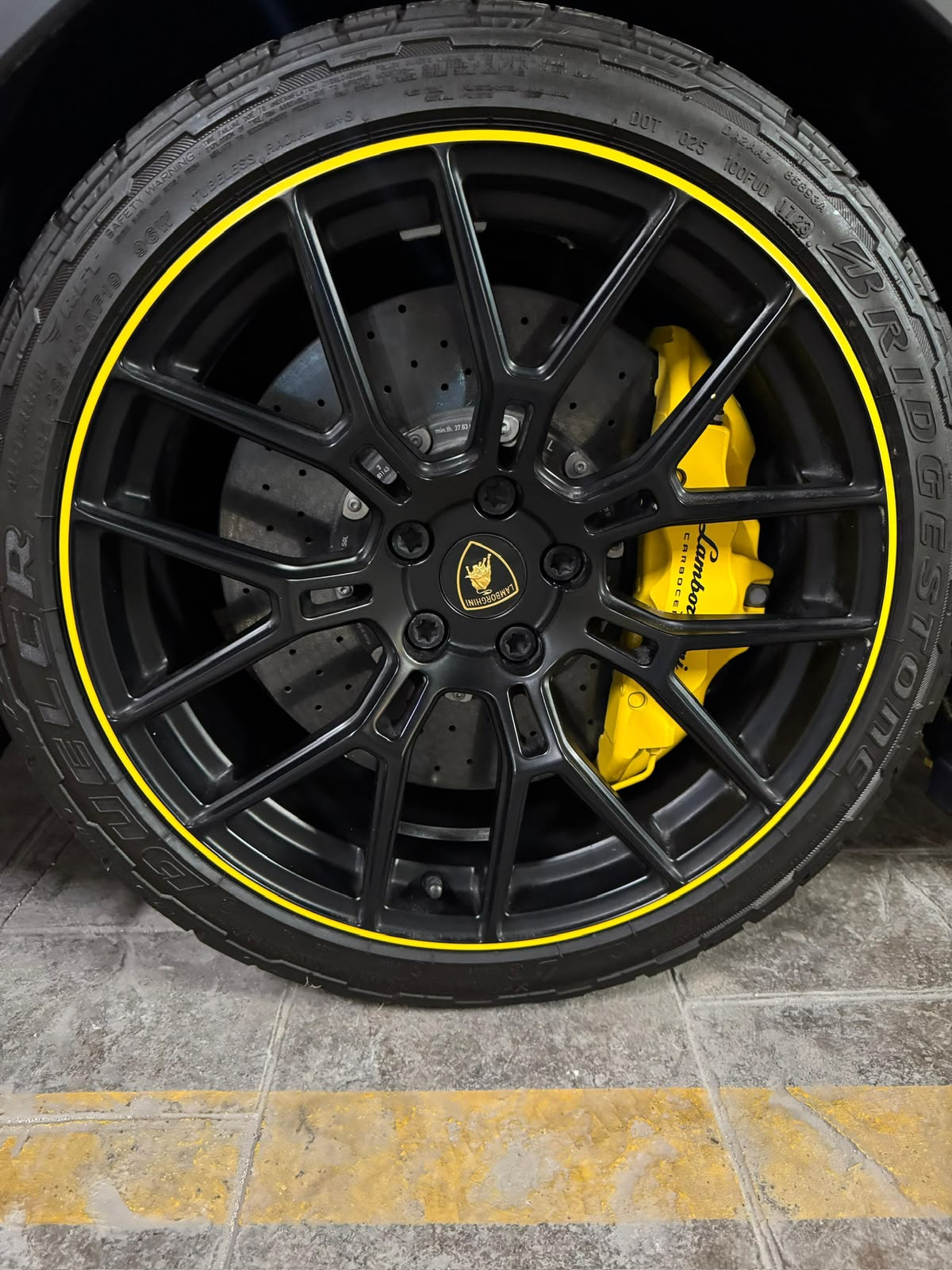 Lamborghini Huracán Sterrato (1/1499) 2023 - 11