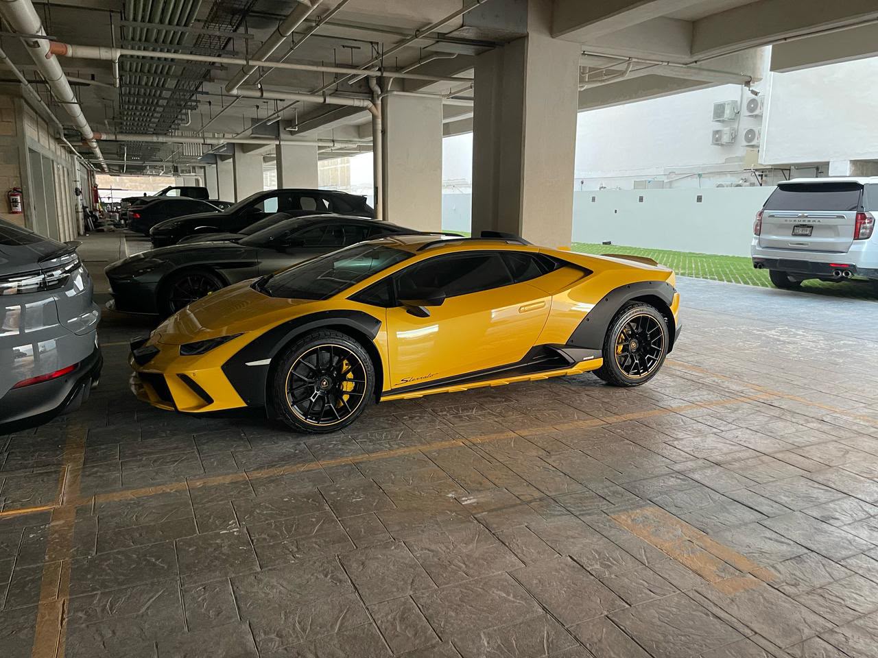 Lamborghini Huracán Sterrato (1/1499) 2023 - 5