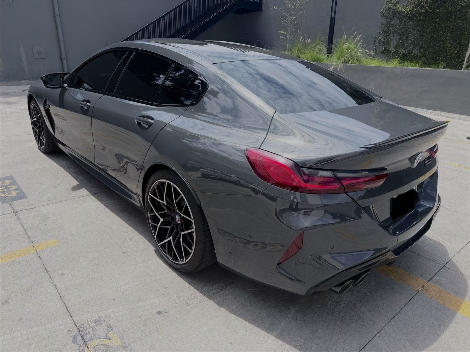BMW M8 Gran Coupé Competition 2023 - 11