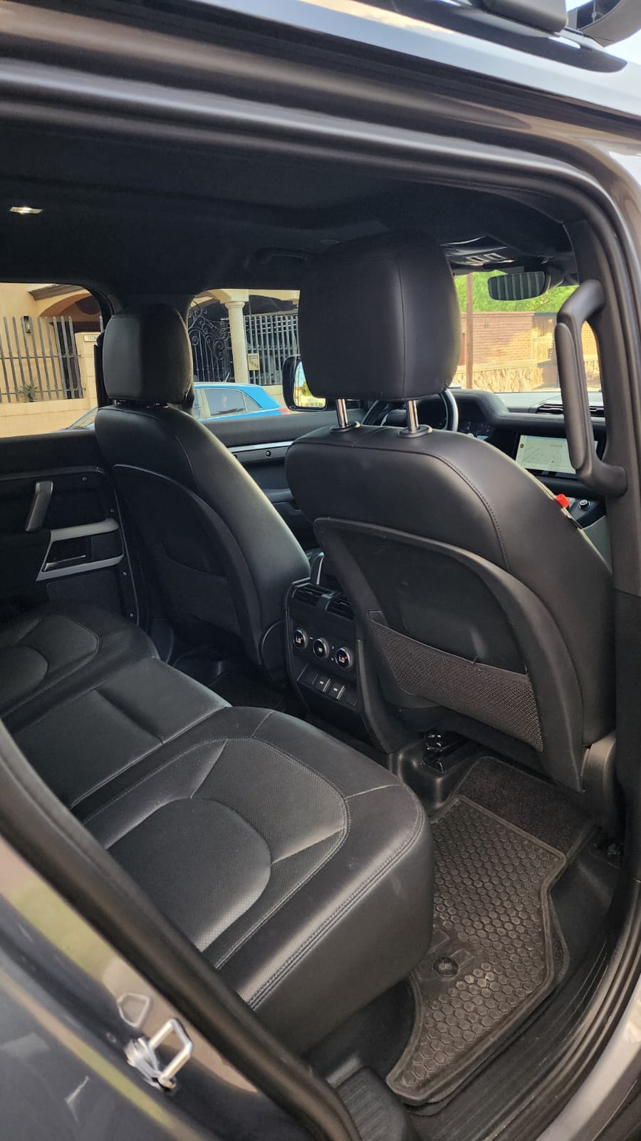 Land Rover Defender 110 X-Dynamic SE P400 2023 - 3