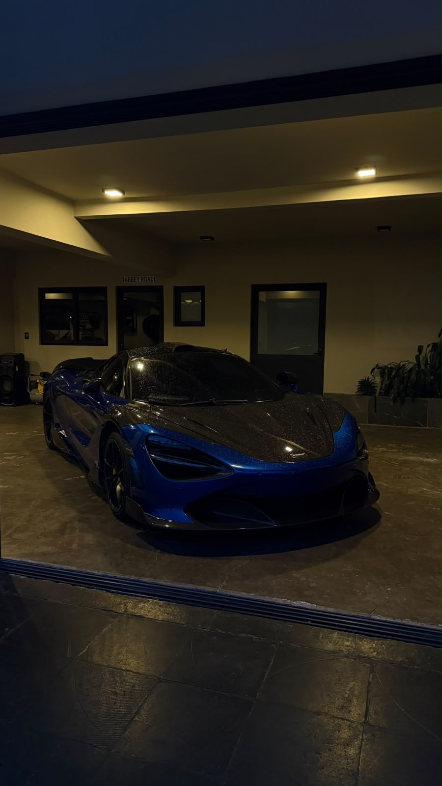 McLaren 720S 2022 - 9