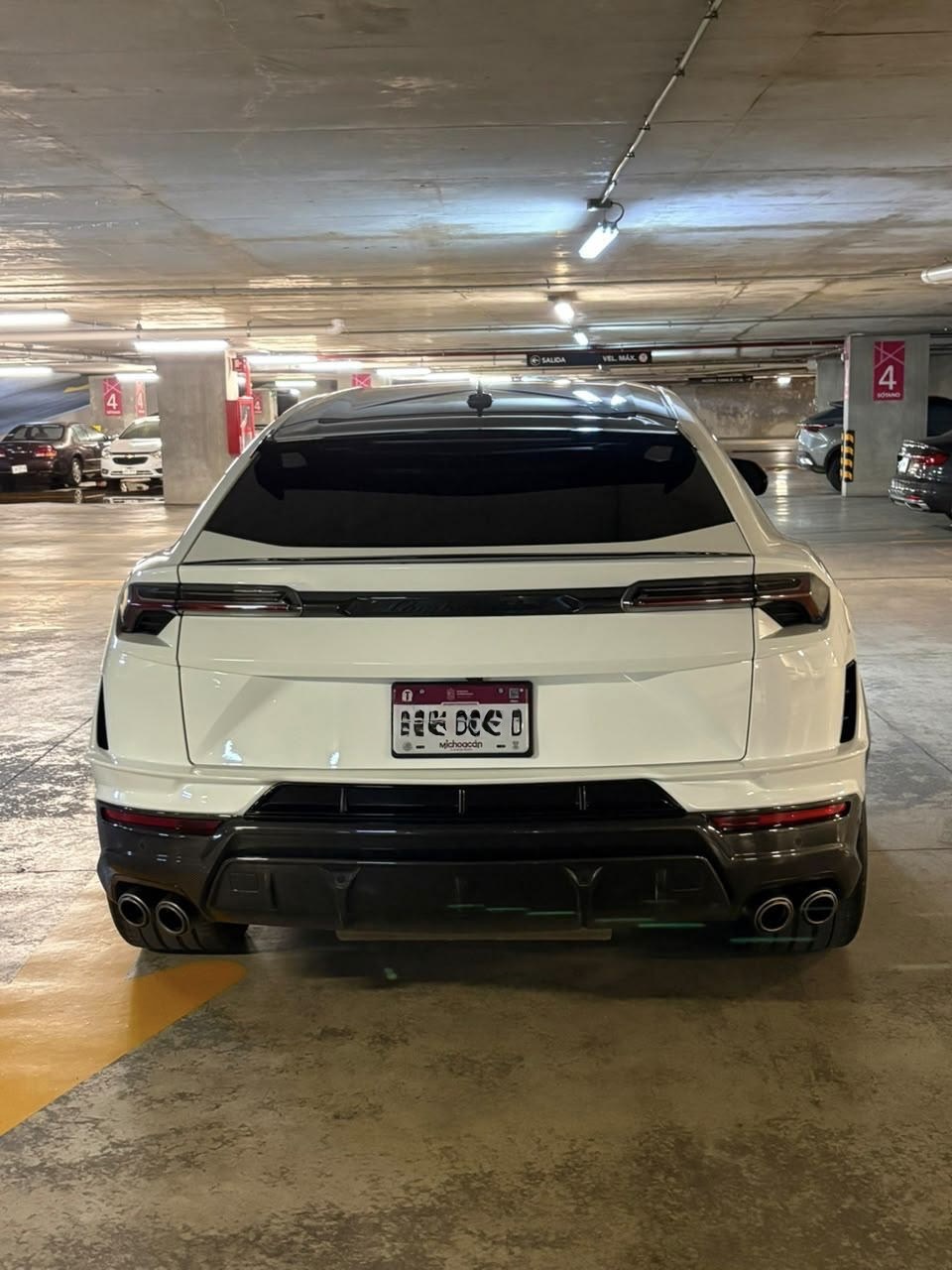 Lamborghini Urus Performante 2023 - 16