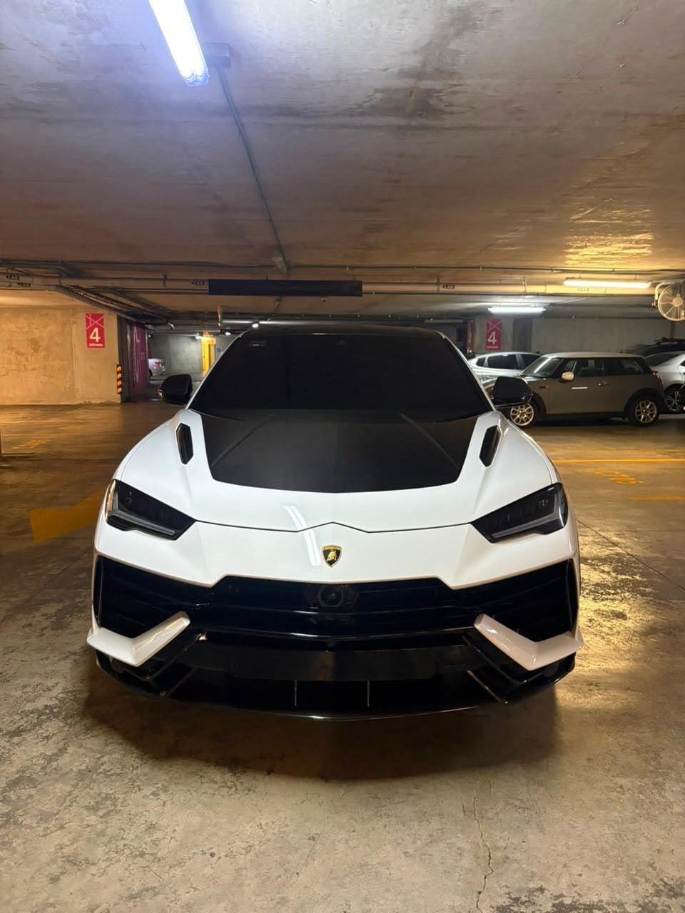 Lamborghini Urus Performante 2023 - 17