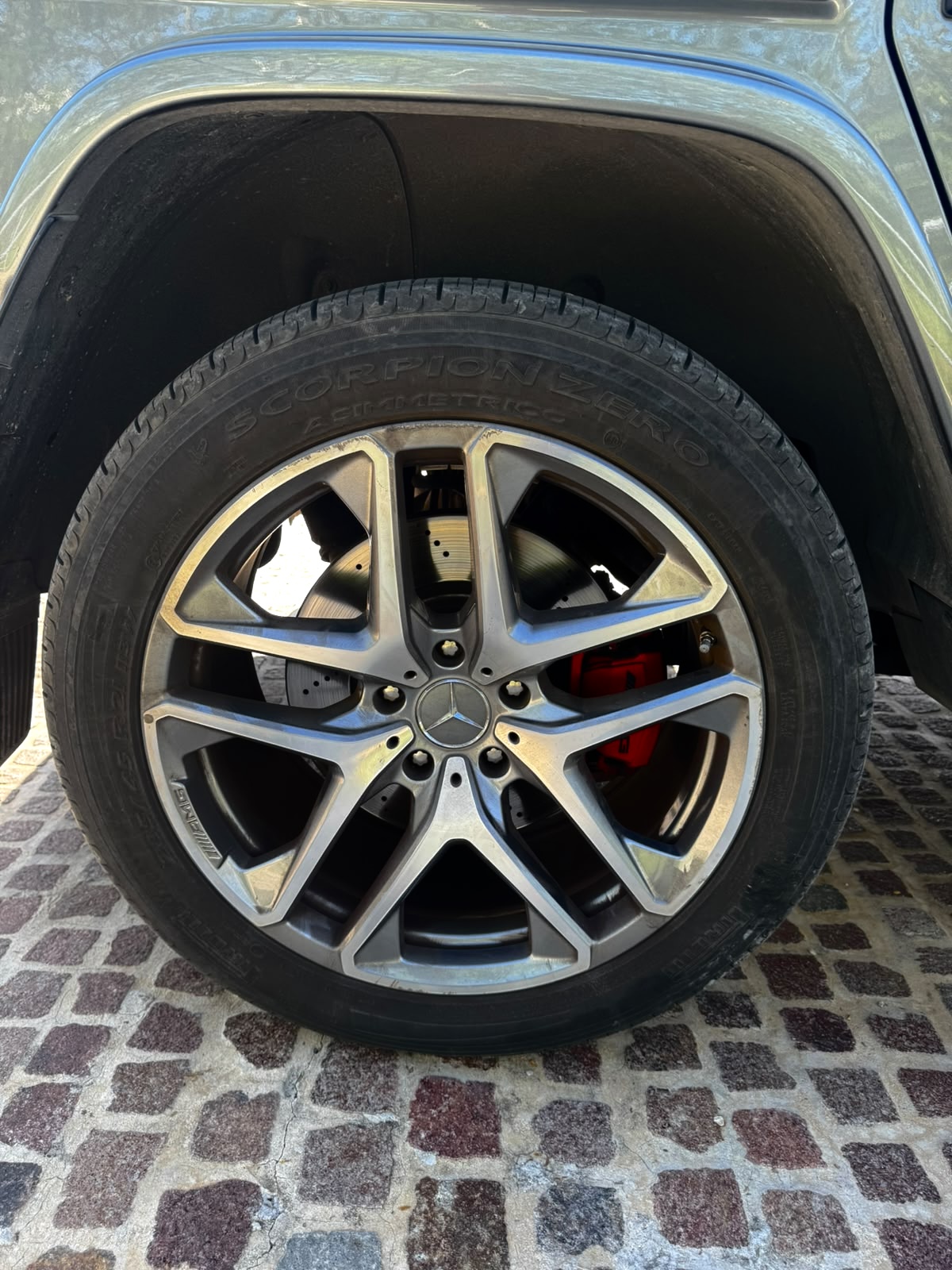 Mercedes-Benz AMG G63 2024 - 5