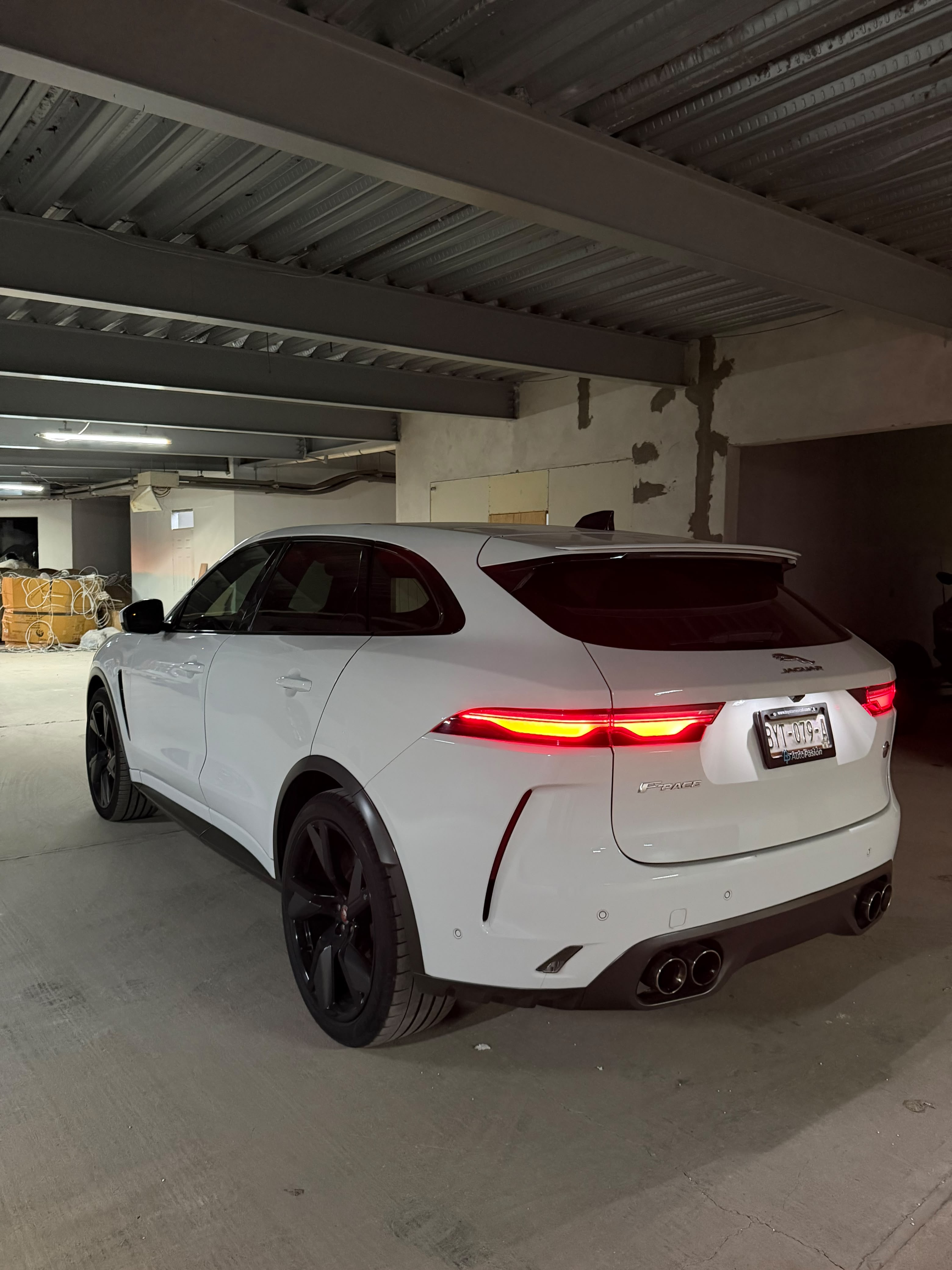 Jaguar F-PACE SVR 2022 - 2