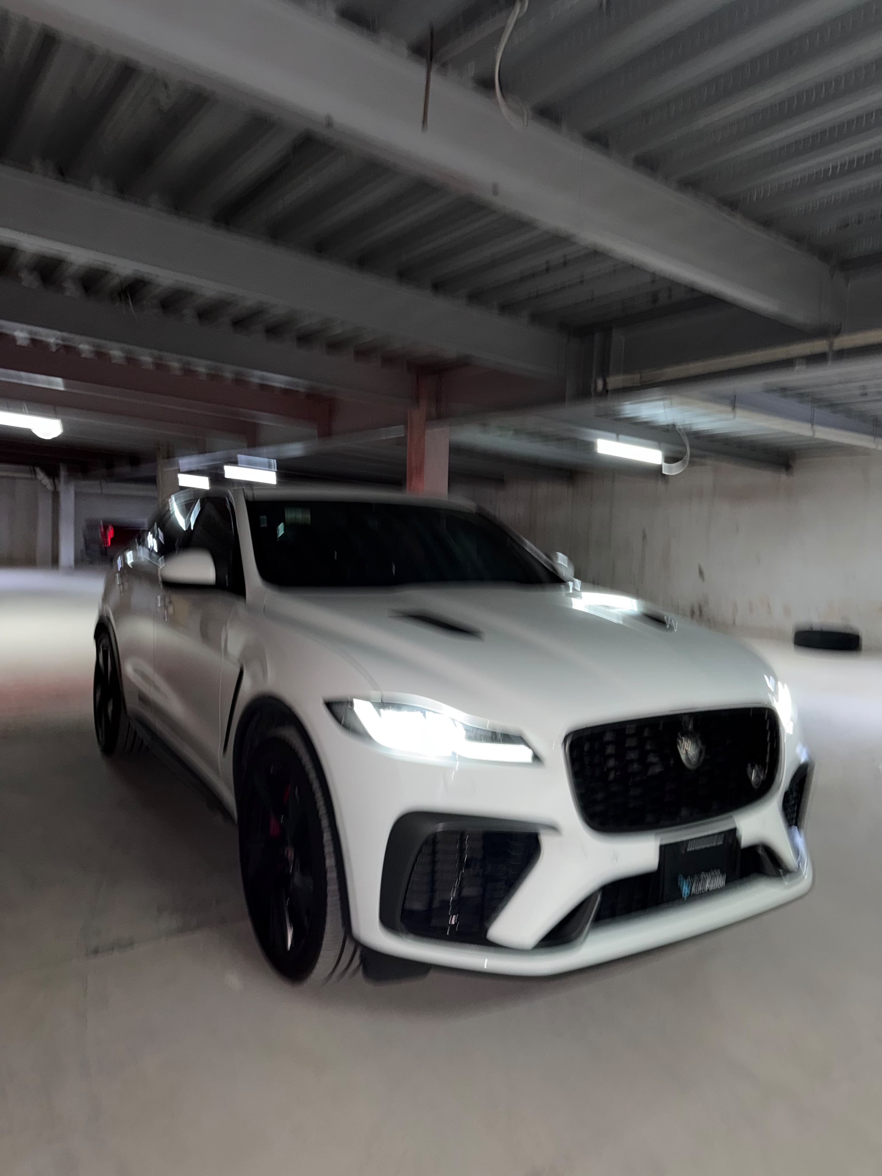 Jaguar F-PACE SVR 2022 - 5