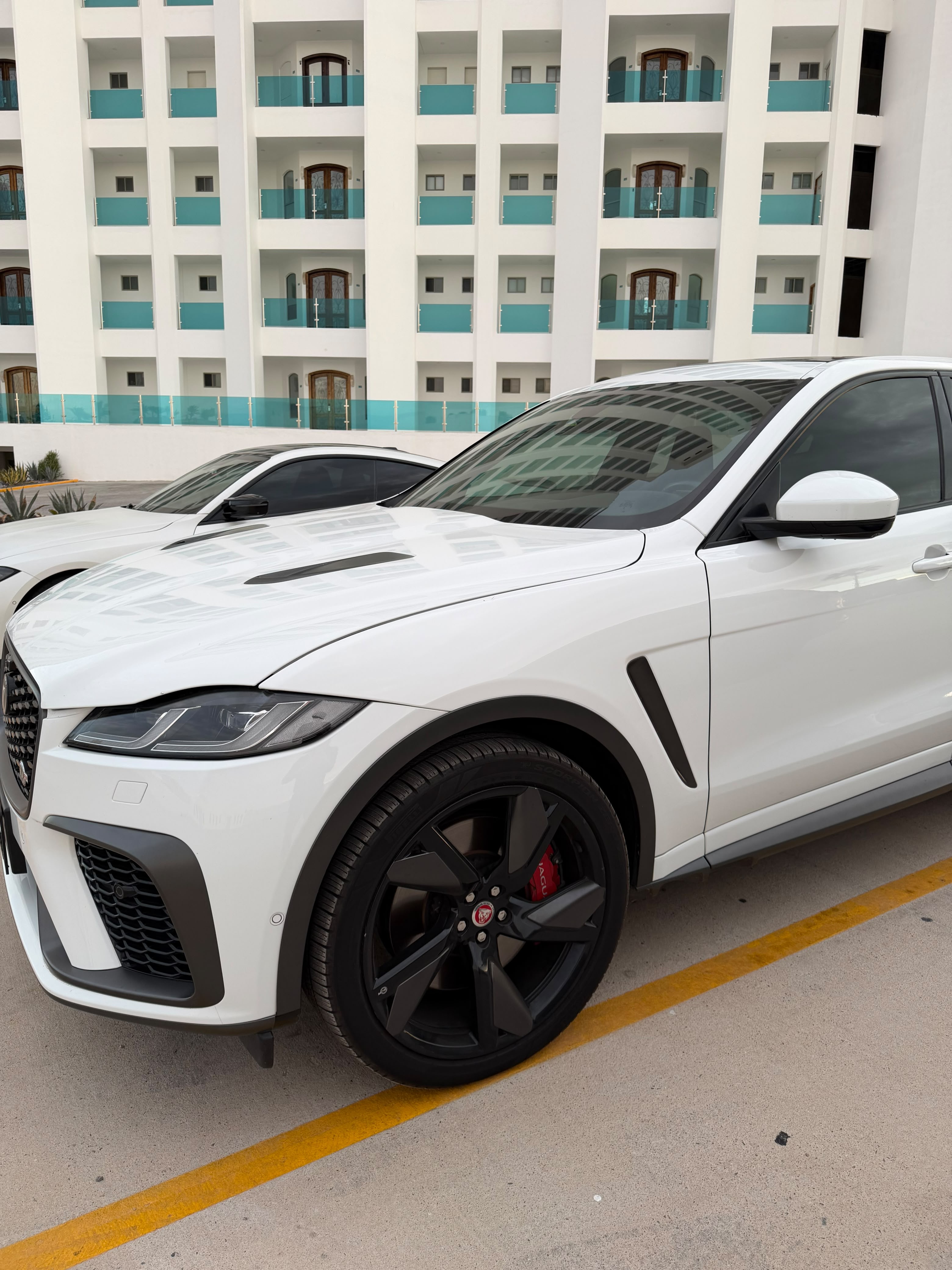 Jaguar F-PACE SVR 2022 - 7