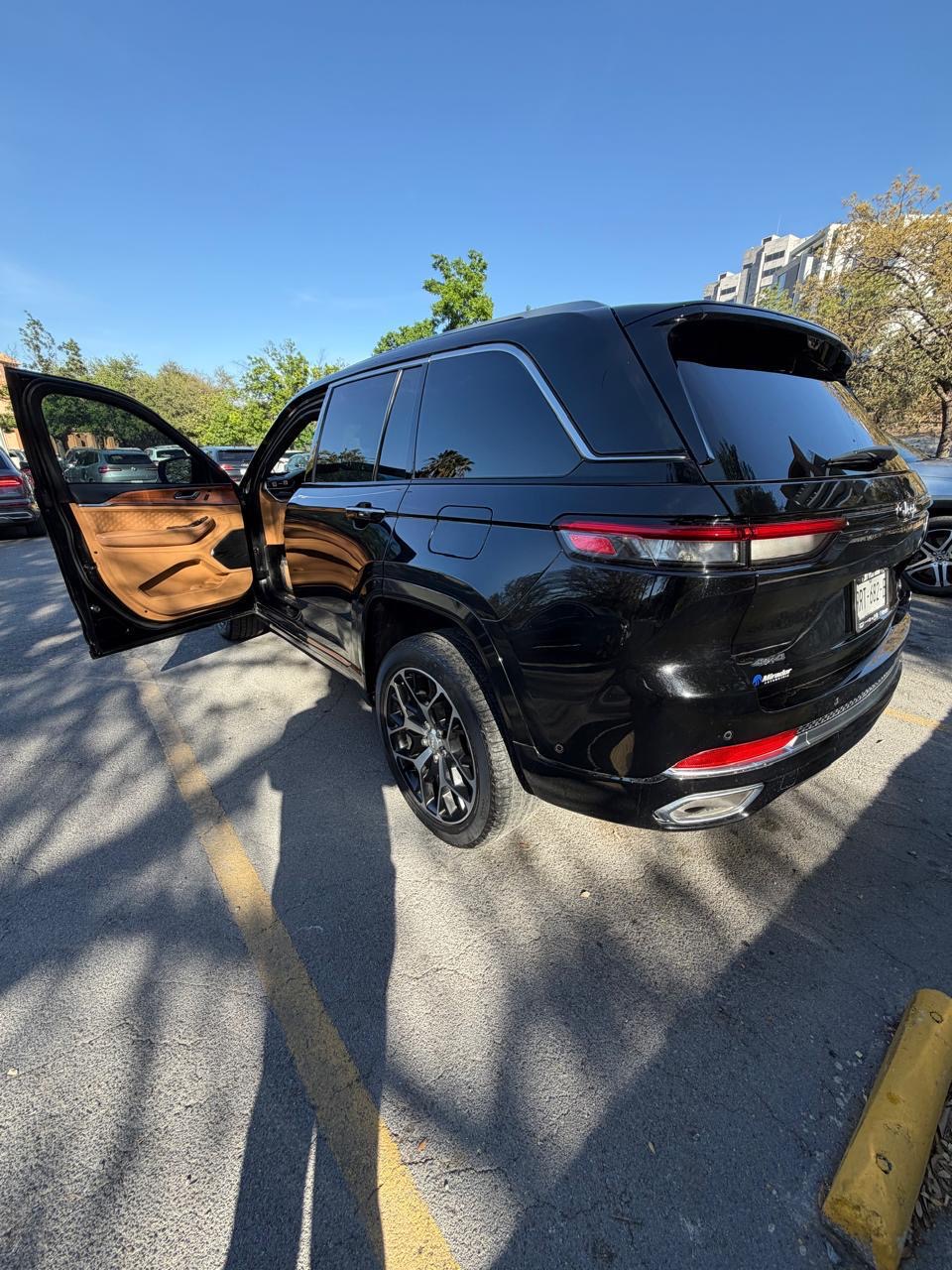 Jeep Grand Cherokee Summit Reserve Blindado 2023 - 3