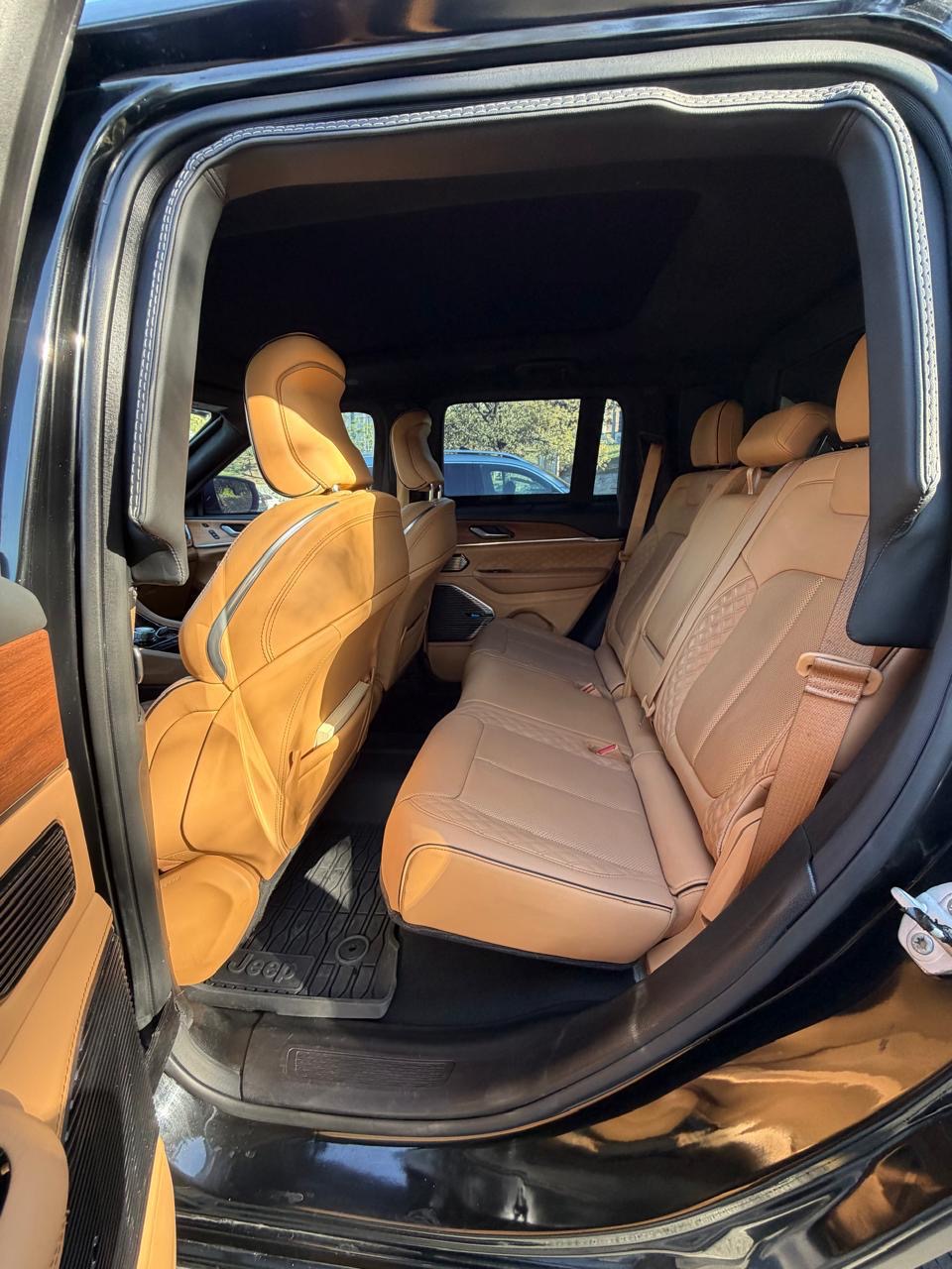 Jeep Grand Cherokee Summit Reserve Blindado 2023 - 4
