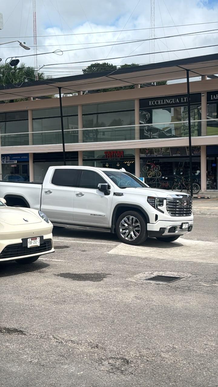 GMC Sierra 1500 Denali 2024 - 9