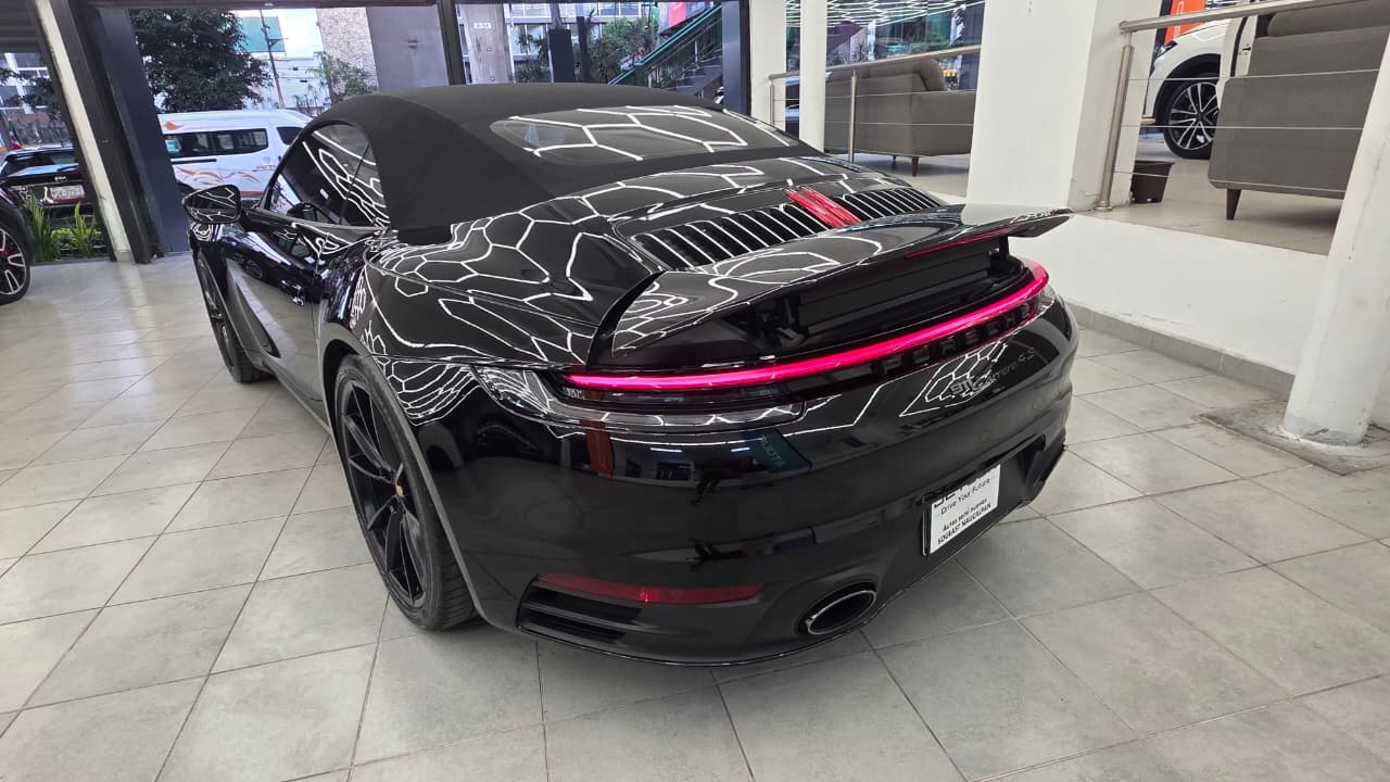 Porsche 911 Carrera 4S Cabriolet 2021 - 7