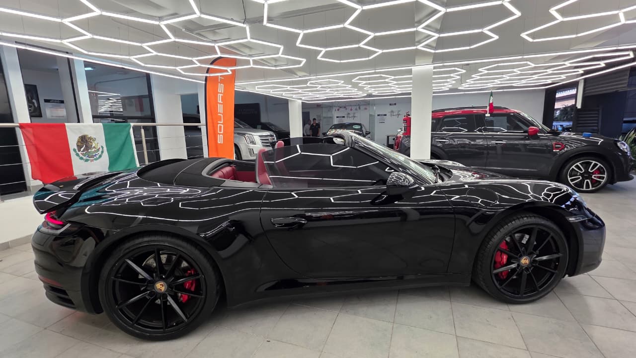 Porsche 911 Carrera 4S Cabriolet 2021 - 19
