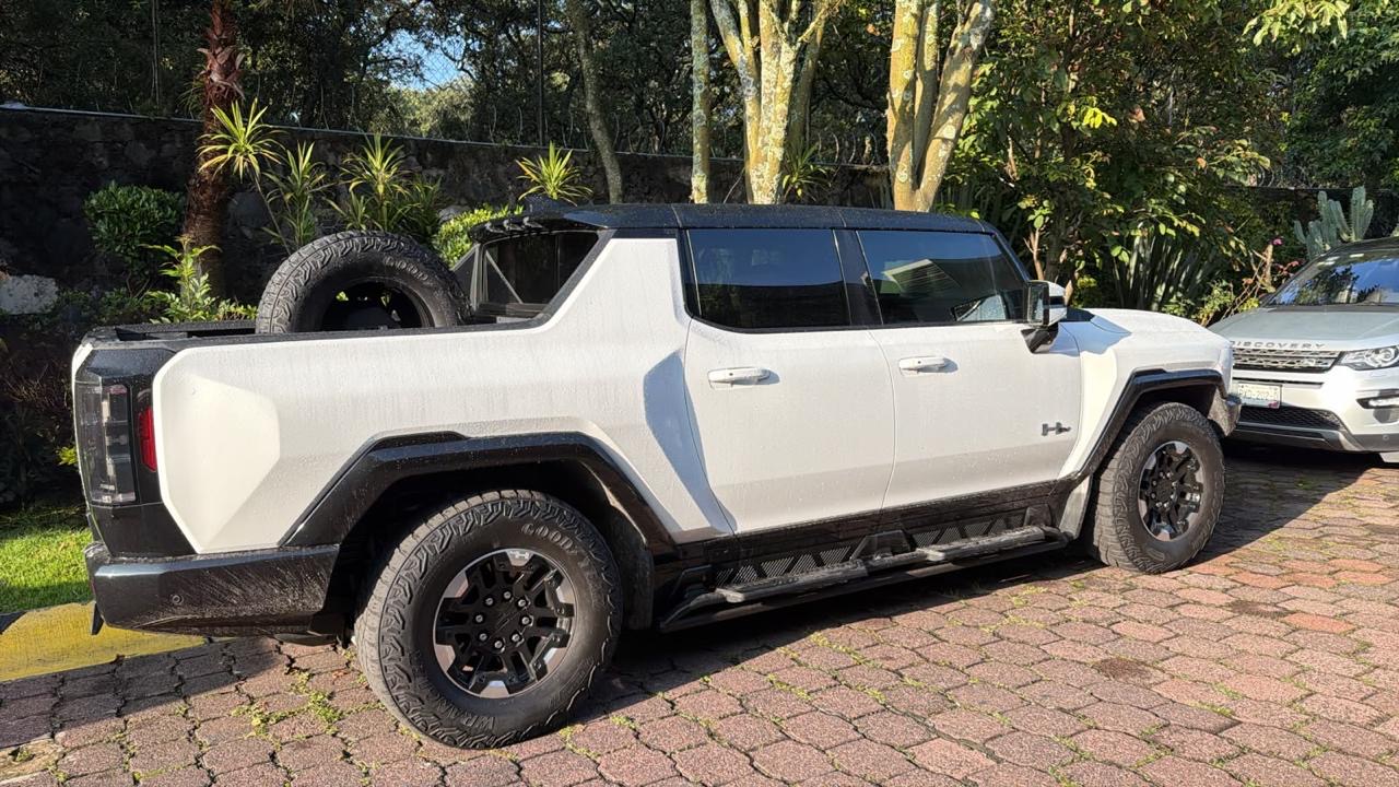 GMC Hummer EV Pickup 2025 - 3