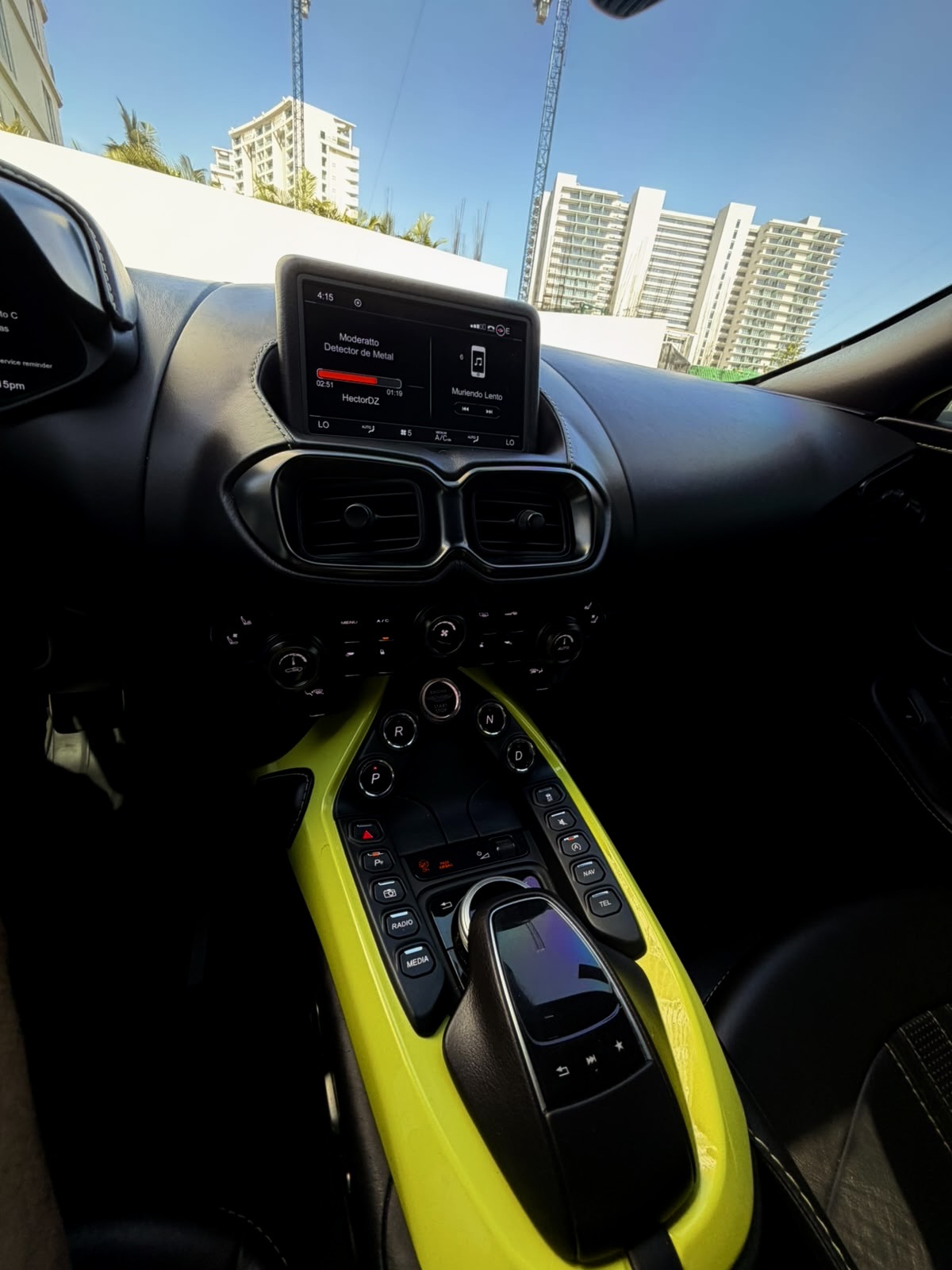 Aston Martin Vantage 2019 - 4