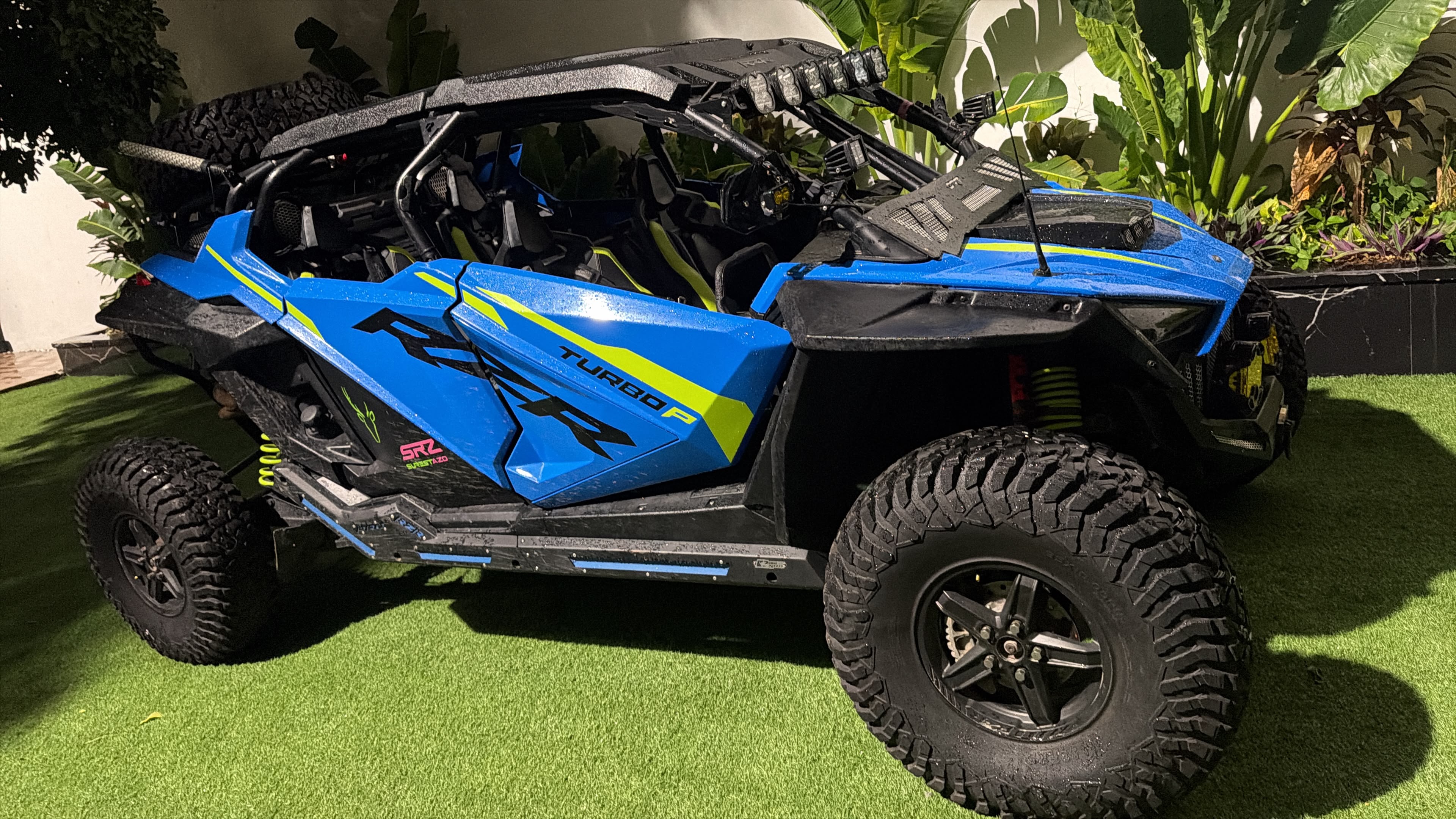 Polaris RZR Turbo R 4 Ultimate 2024 - 8