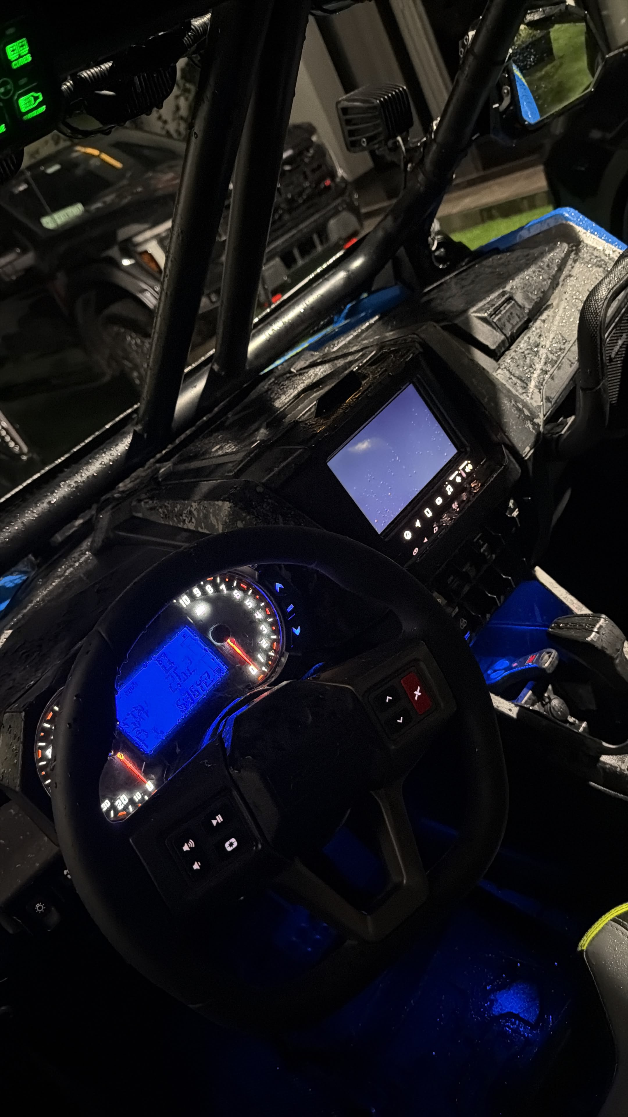 Polaris RZR Turbo R 4 Ultimate 2024 - 17