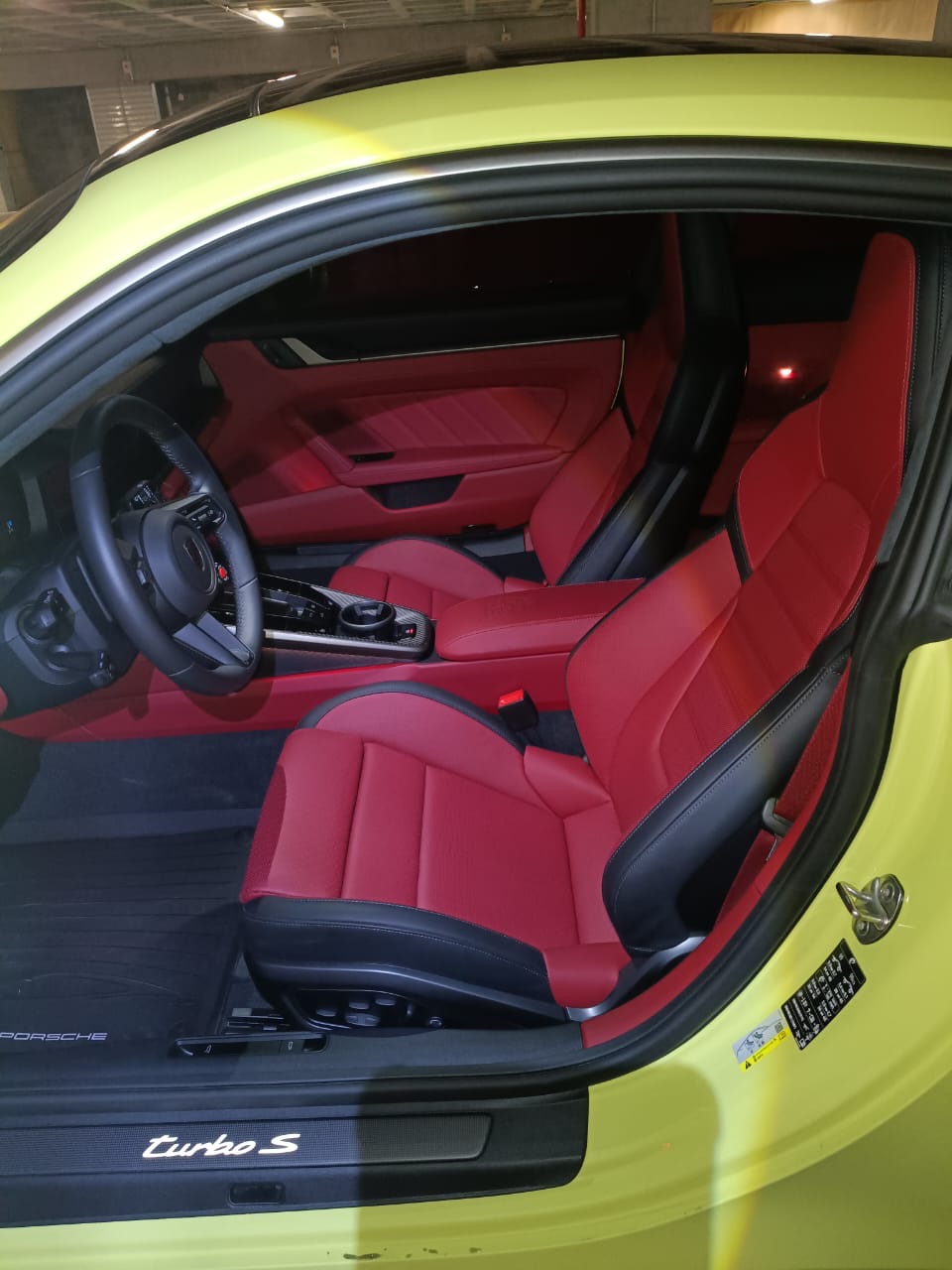 Porsche 911 Turbo S 2026 - 4