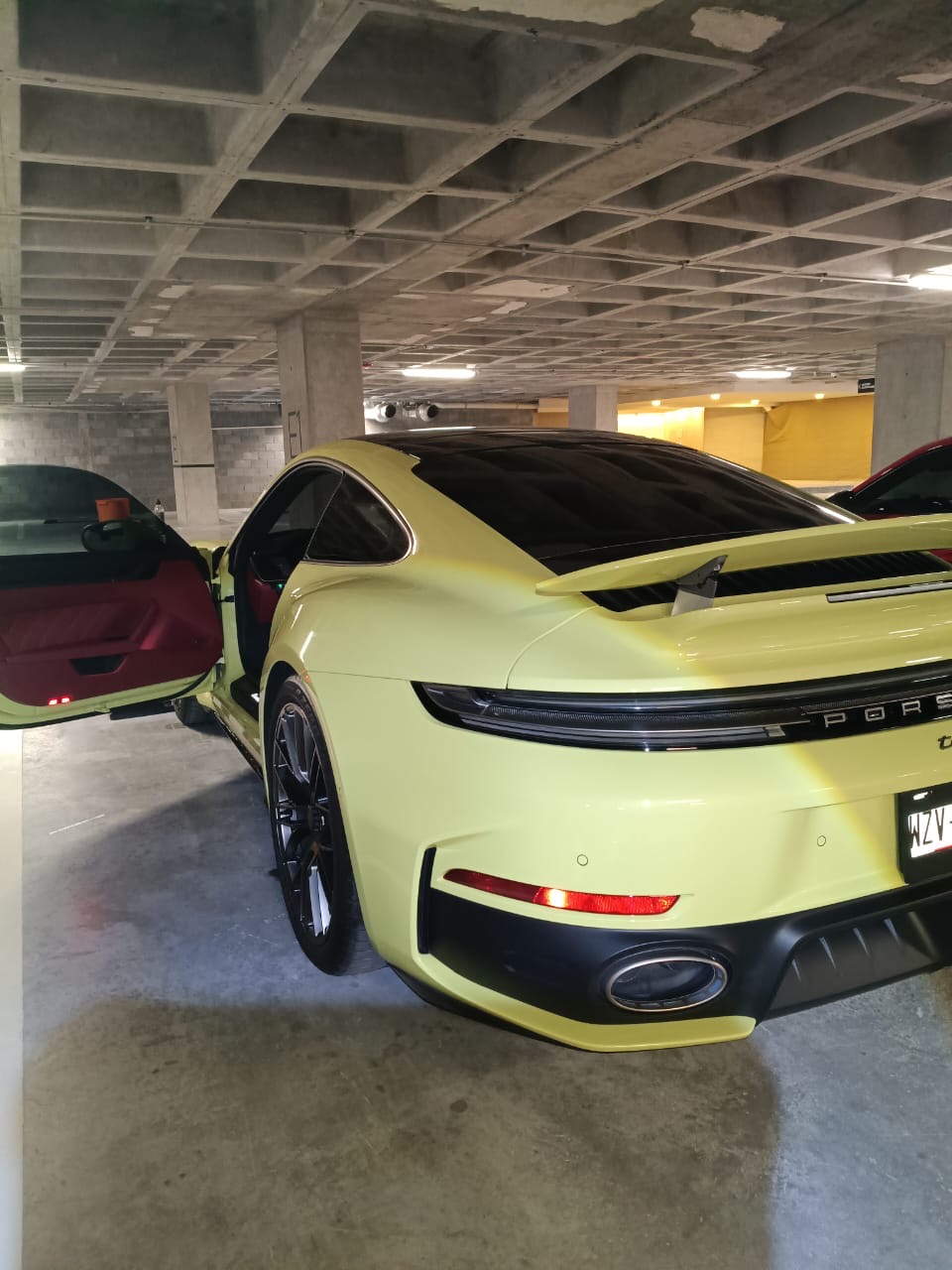 Porsche 911 Turbo S 2026 - 13