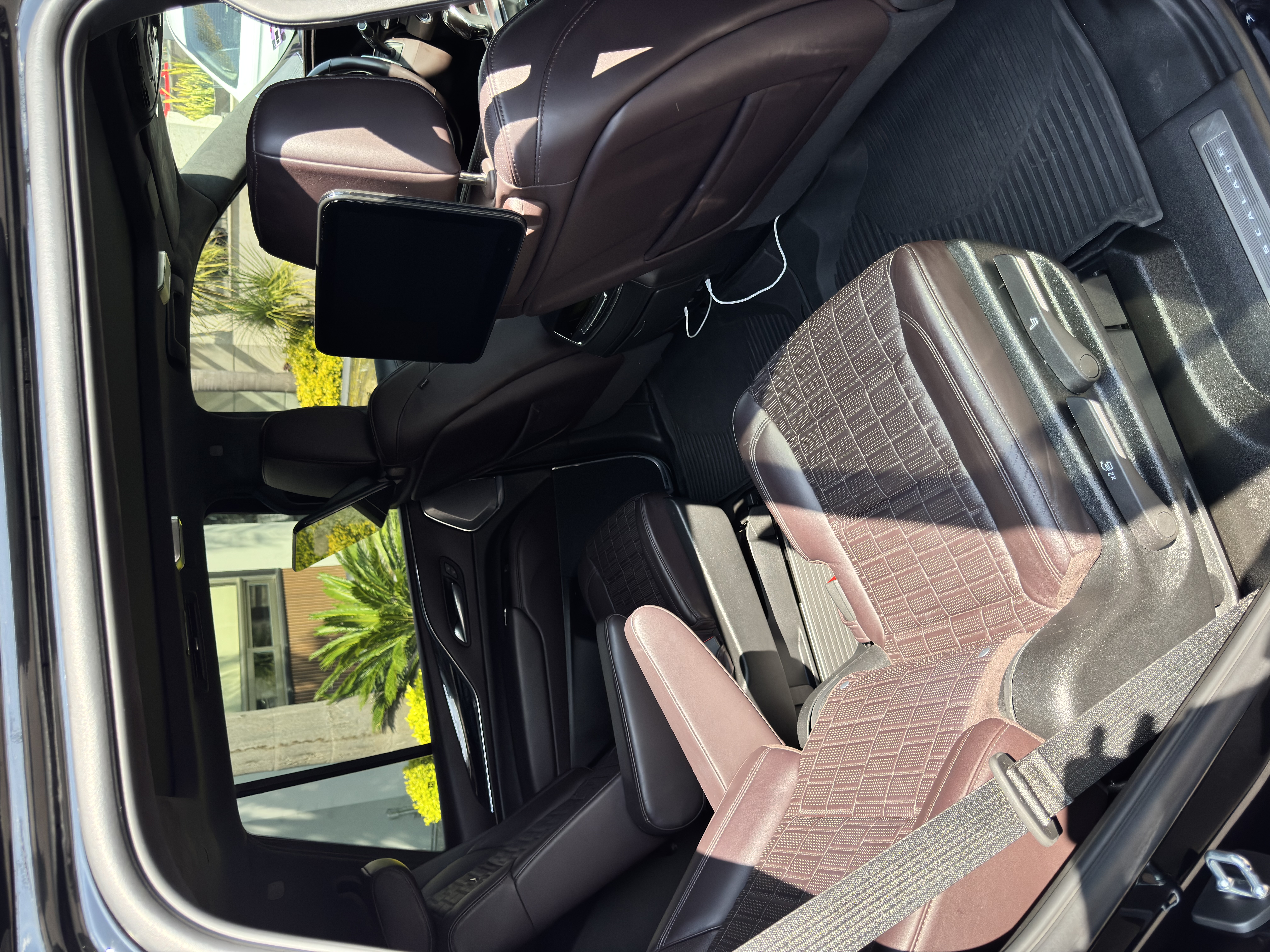 Cadillac Escalade-V 2024 - 11