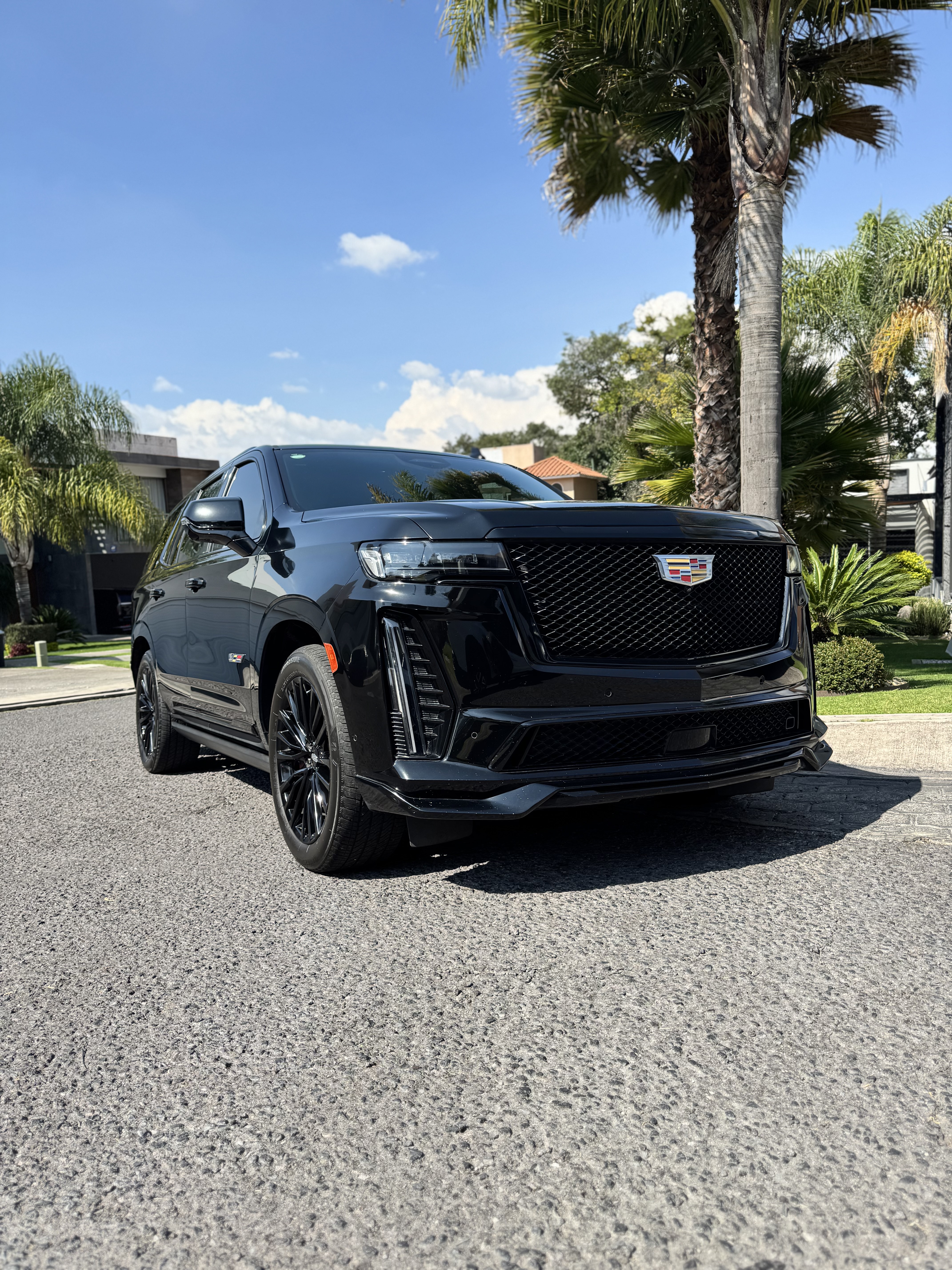 Cadillac Escalade-V 2024 - 14