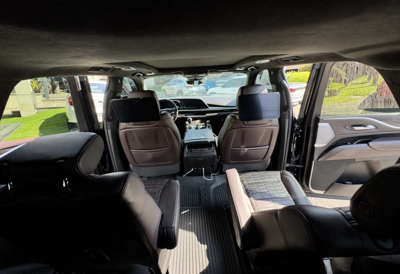 Cadillac Escalade-V 2024 - 17