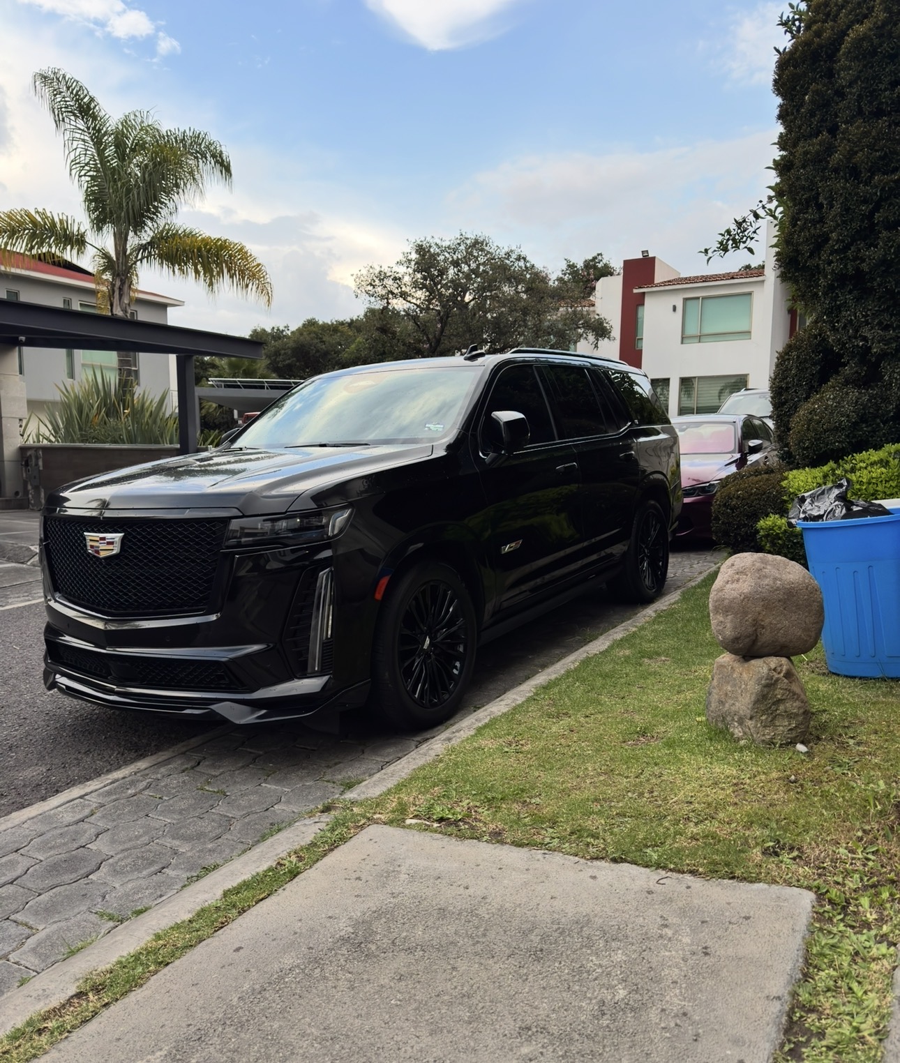 Cadillac Escalade-V 2024 - 15