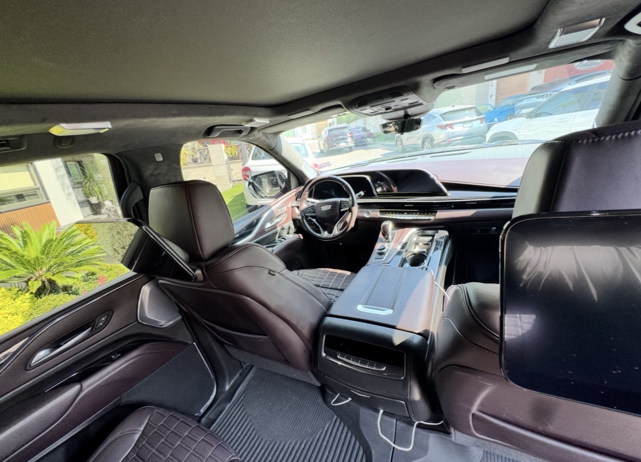 Cadillac Escalade-V 2024 - 12