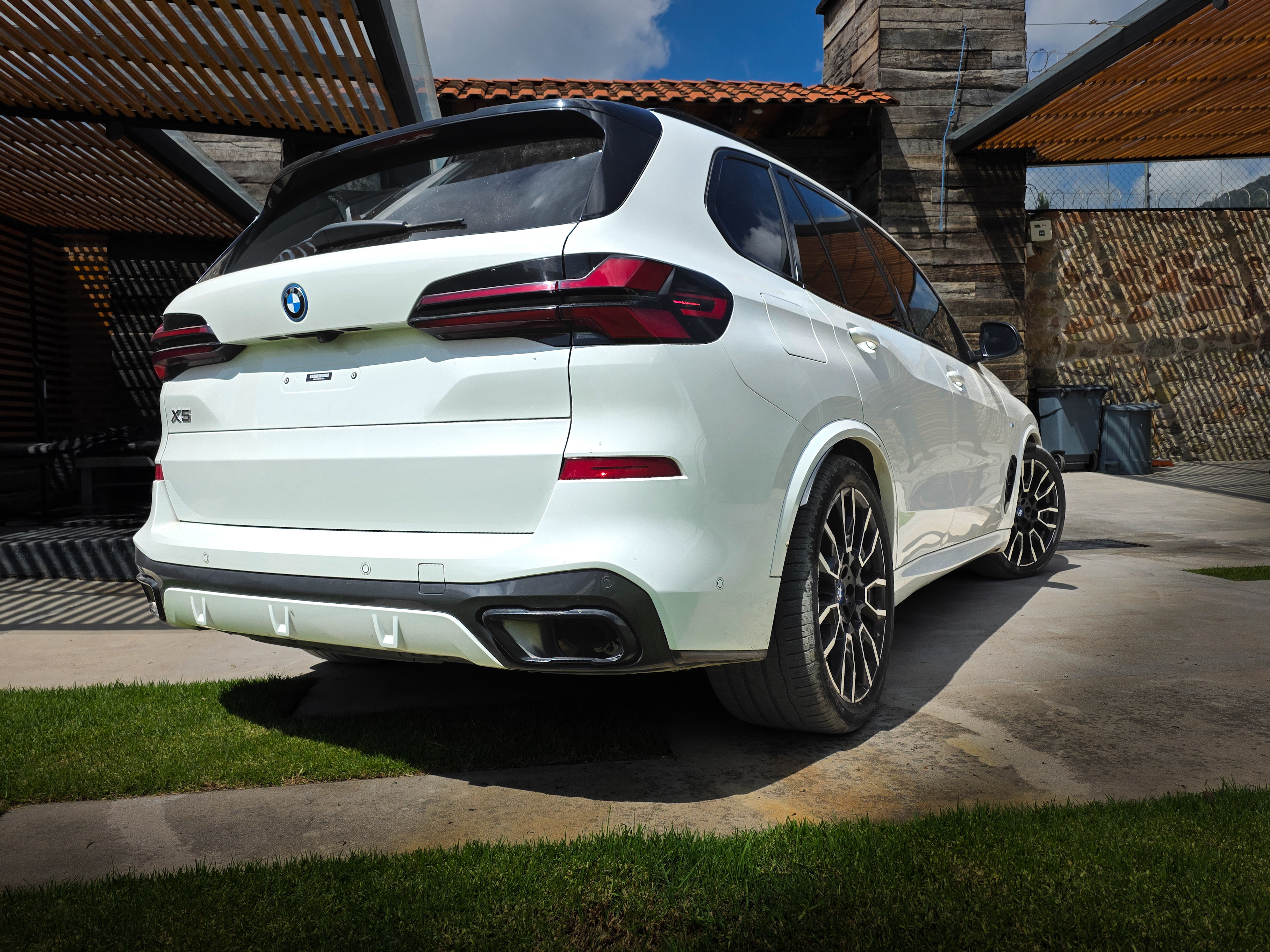 BMW X5 M50i xDrive 2024 - 3